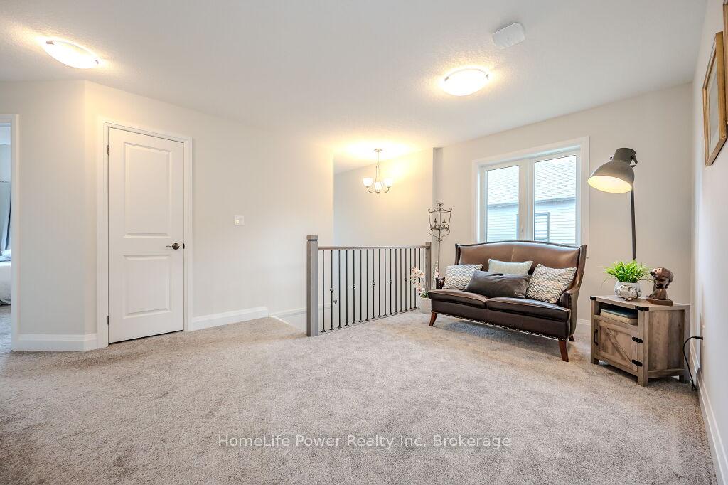 Photo 23 of 45 Queensgate Crescent, Woolwich — HOMEH