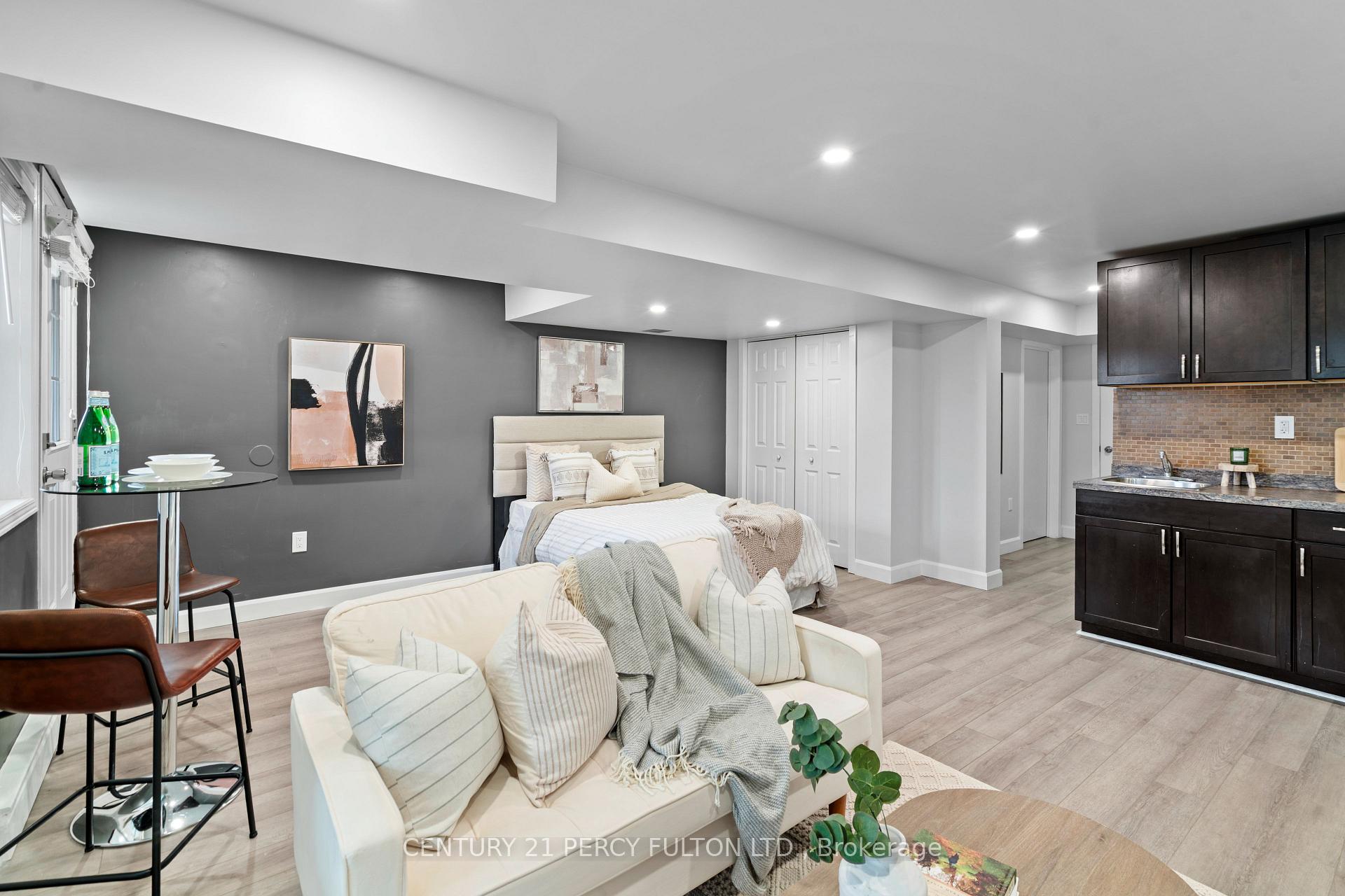 Photo 2 of Unit Bsmt, 25 Heaver Drive, Whitby, Pringle Creek — HOMEH