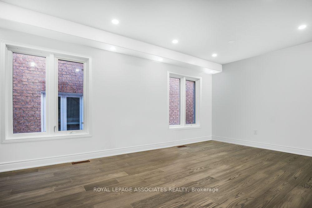 Photo 9 of 9 Charles Brown Road, Markham, Cedarwood — HOMEH