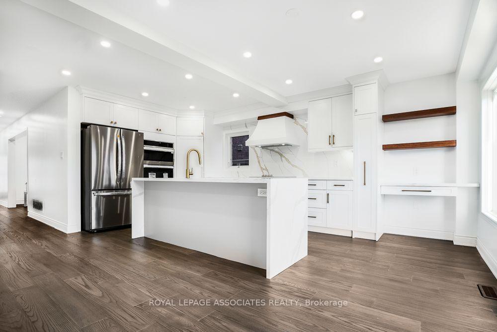 Photo 13 of 9 Charles Brown Road, Markham, Cedarwood — HOMEH
