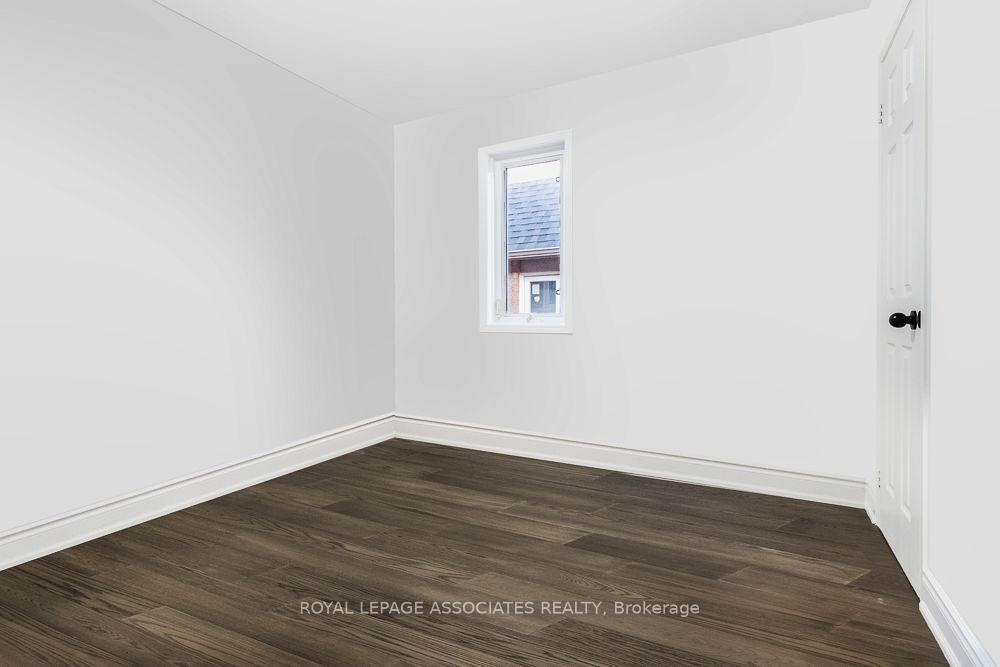 Photo 25 of 9 Charles Brown Road, Markham, Cedarwood — HOMEH