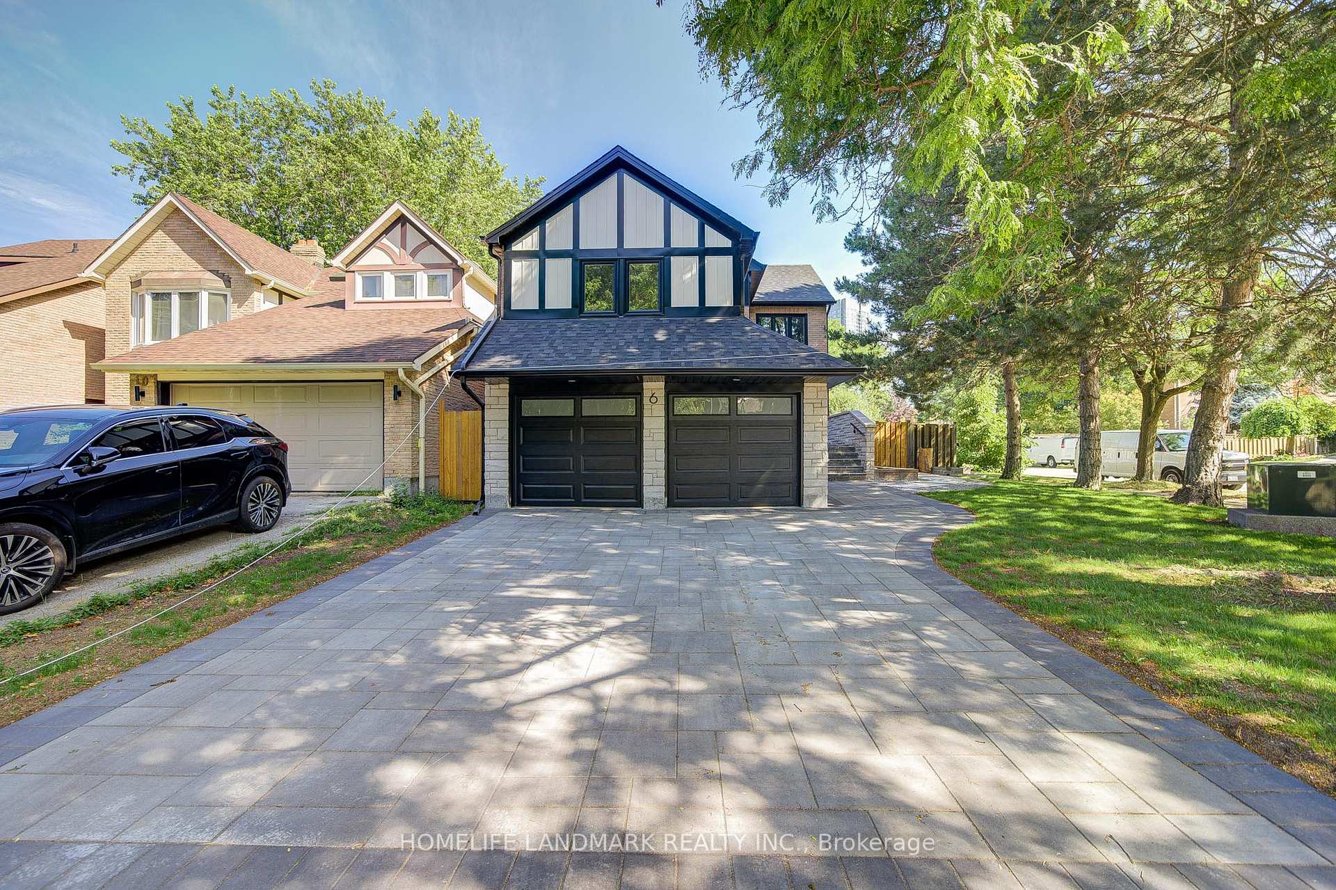 Photo 2 of 6 Eddy Green Court, Vaughan, Brownridge — HOMEH