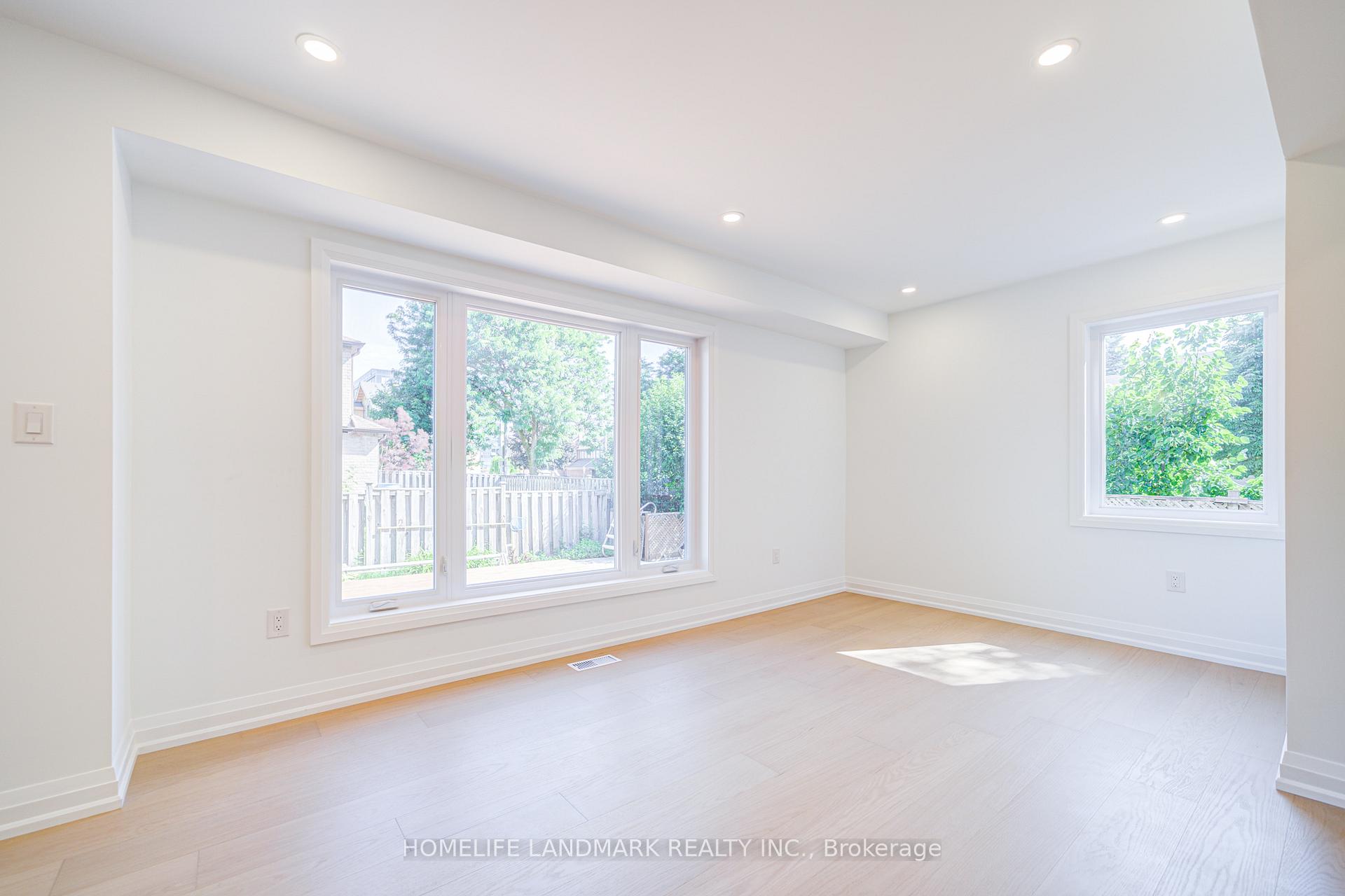 Photo 11 of 6 Eddy Green Court, Vaughan, Brownridge — HOMEH