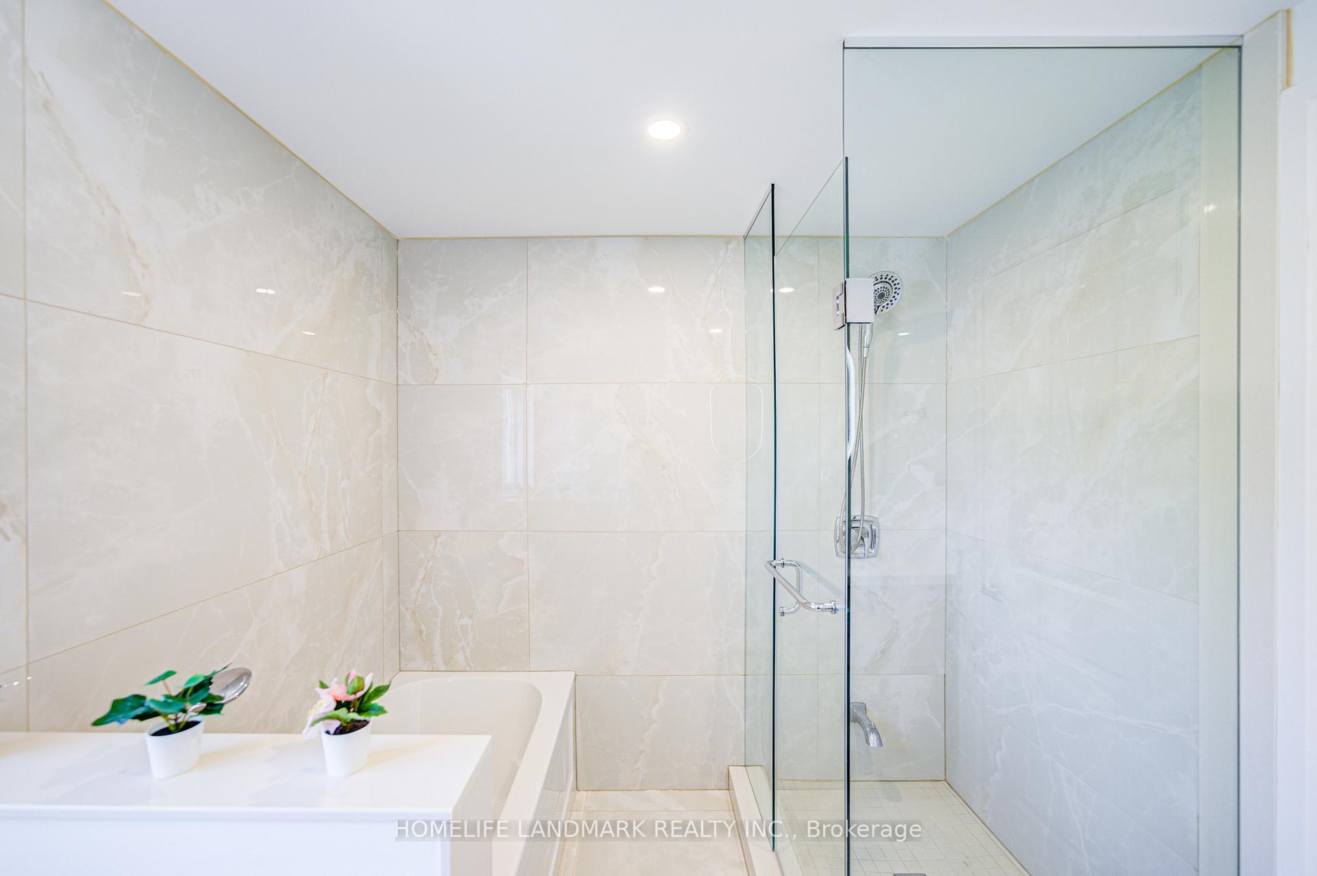 Photo 25 of 6 Eddy Green Court, Vaughan, Brownridge — HOMEH
