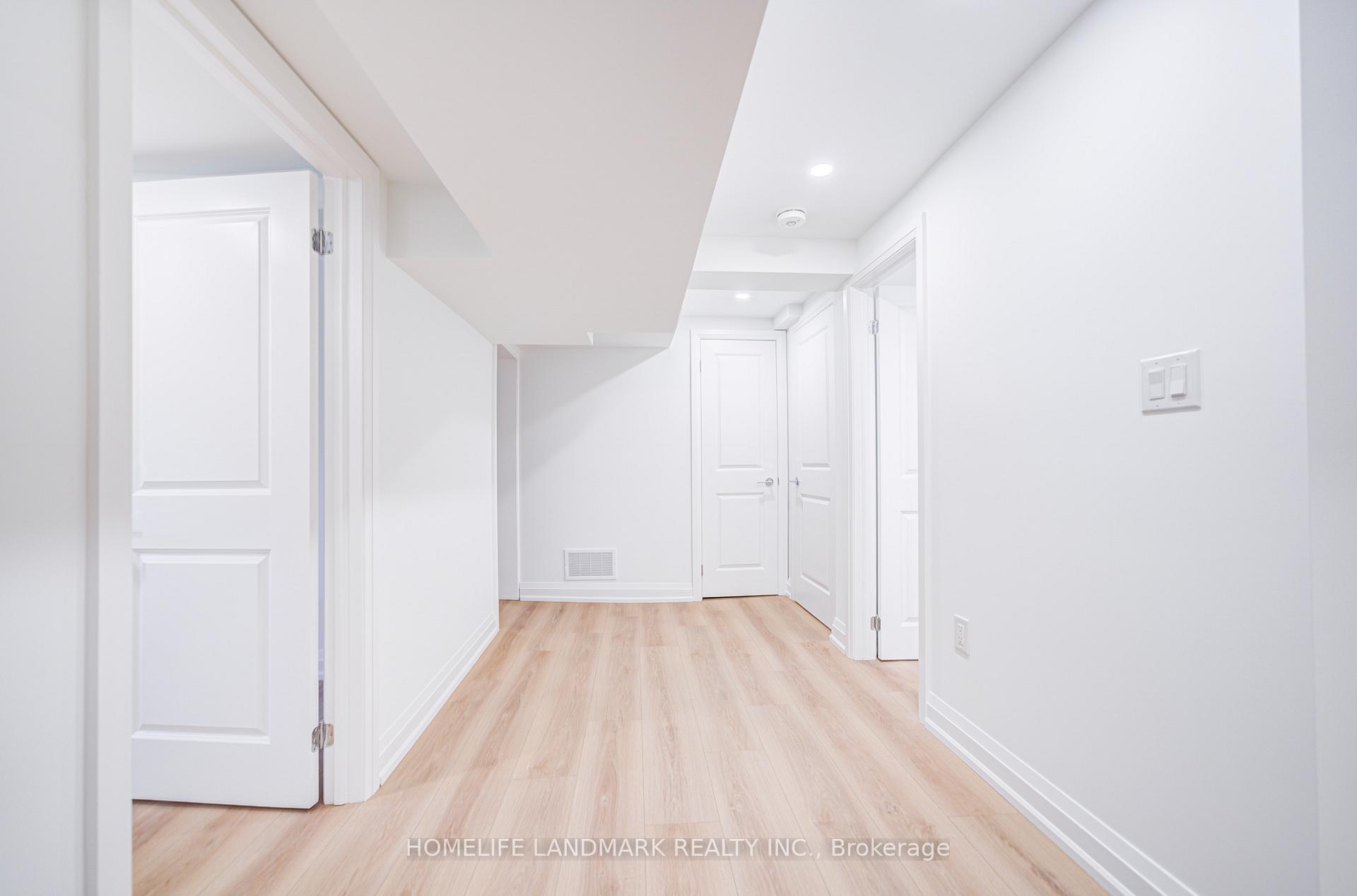 Photo 26 of 6 Eddy Green Court, Vaughan, Brownridge — HOMEH