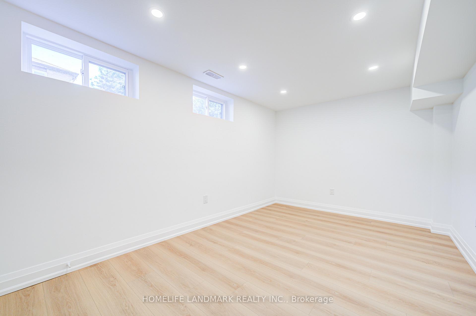 Photo 31 of 6 Eddy Green Court, Vaughan, Brownridge — HOMEH