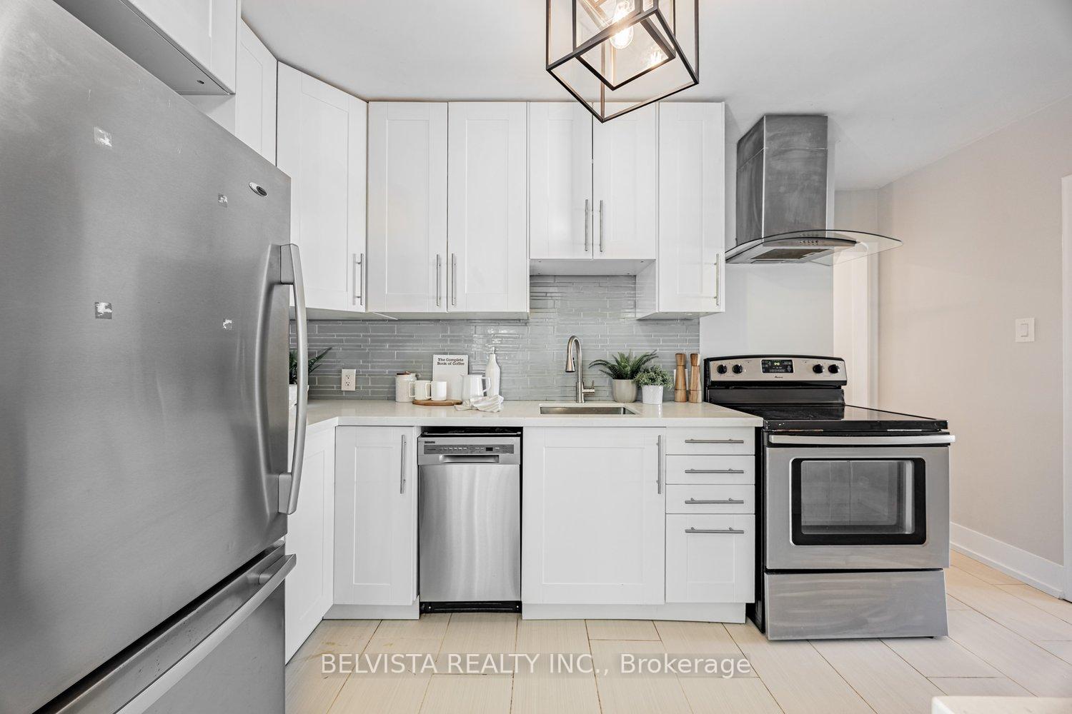 Photo 15 of 413 Perry Street, Whitby, Downtown Whitby — HOMEH
