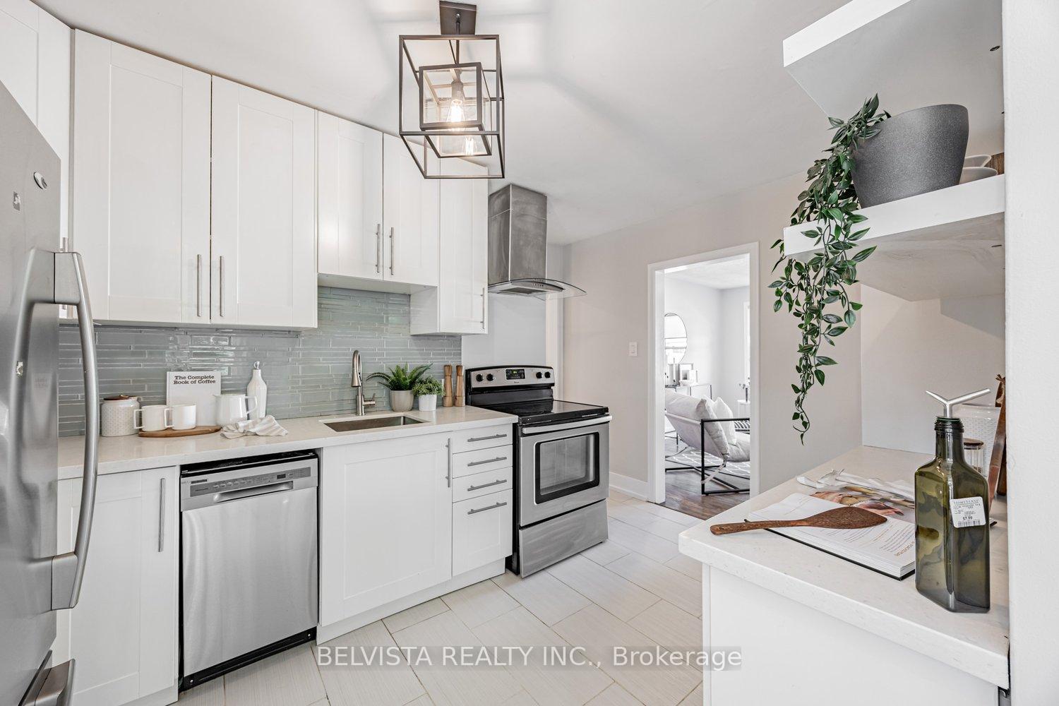 Photo 16 of 413 Perry Street, Whitby, Downtown Whitby — HOMEH