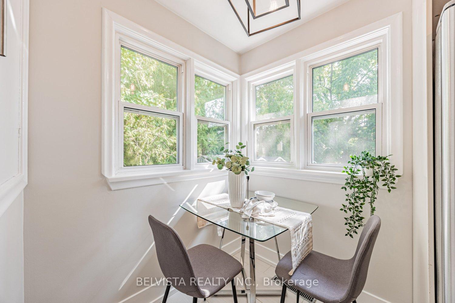 Photo 18 of 413 Perry Street, Whitby, Downtown Whitby — HOMEH