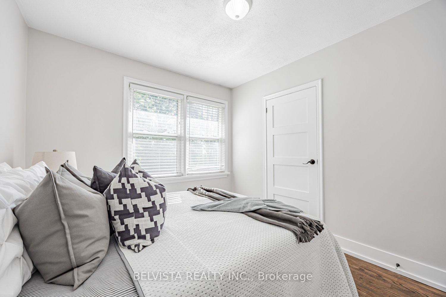 Photo 21 of 413 Perry Street, Whitby, Downtown Whitby — HOMEH