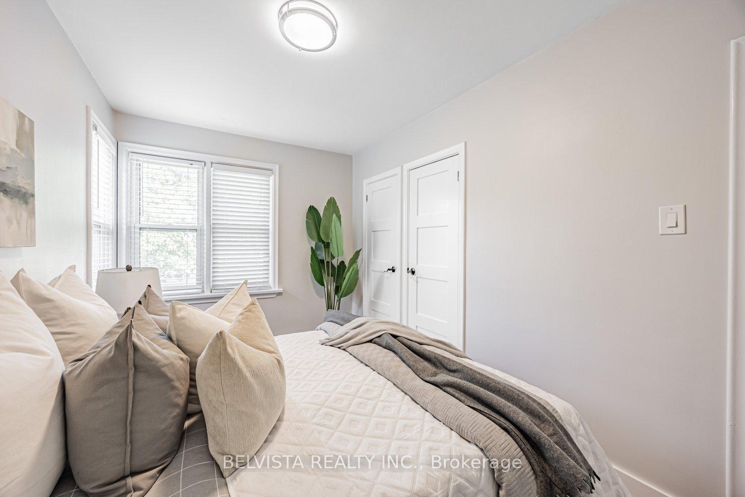 Photo 25 of 413 Perry Street, Whitby, Downtown Whitby — HOMEH