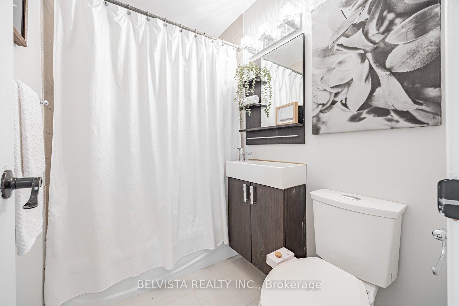 Photo 27 of 413 Perry Street, Whitby, Downtown Whitby — HOMEH