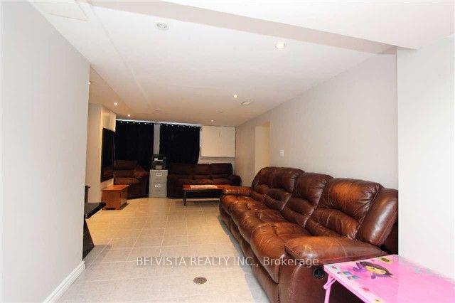 Photo 30 of 413 Perry Street, Whitby, Downtown Whitby — HOMEH