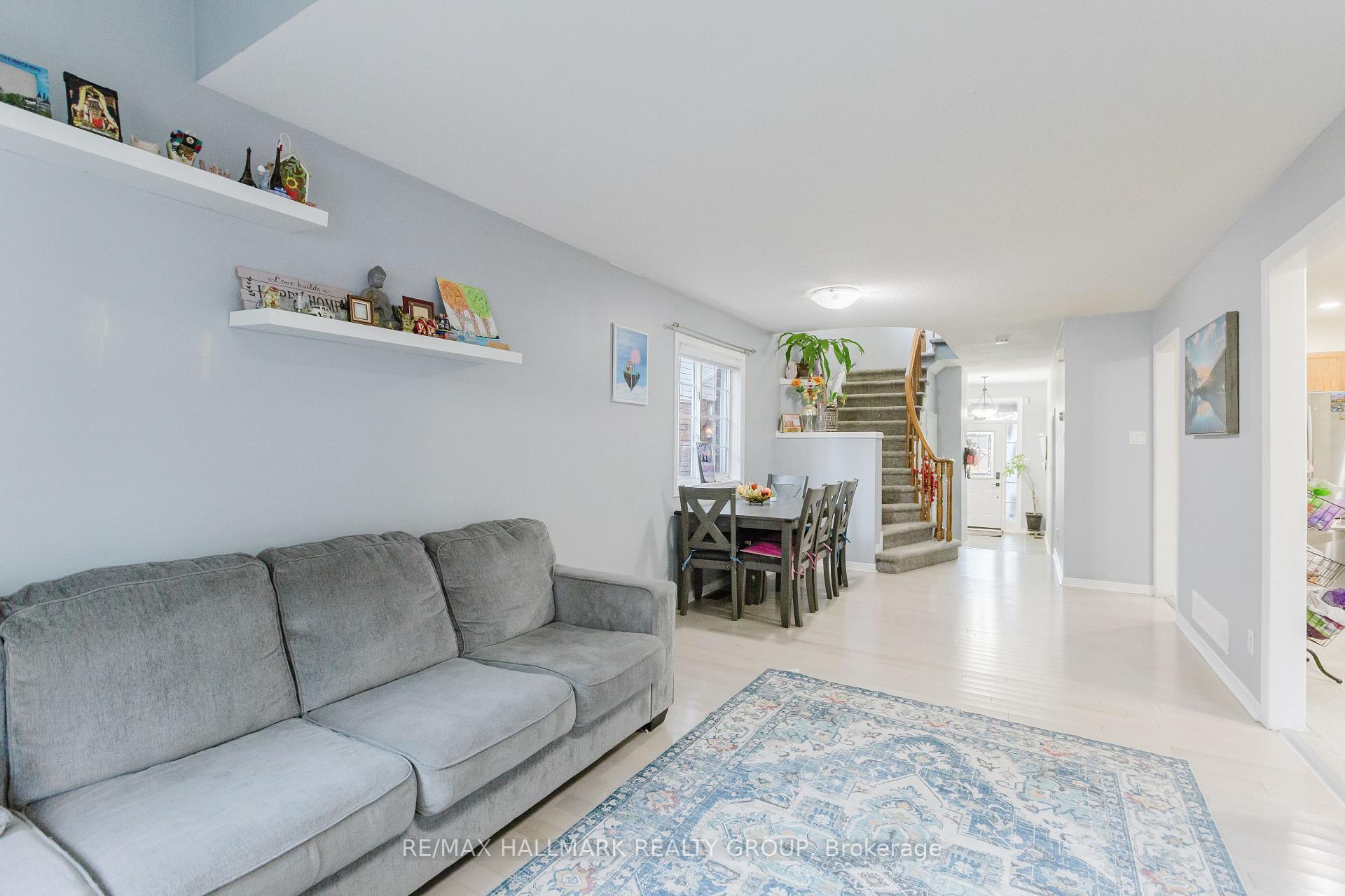 Photo 7 of 584 Wild Shore Crescent, Ottawa, Riverside South/Gloucester Glen — HOMEH