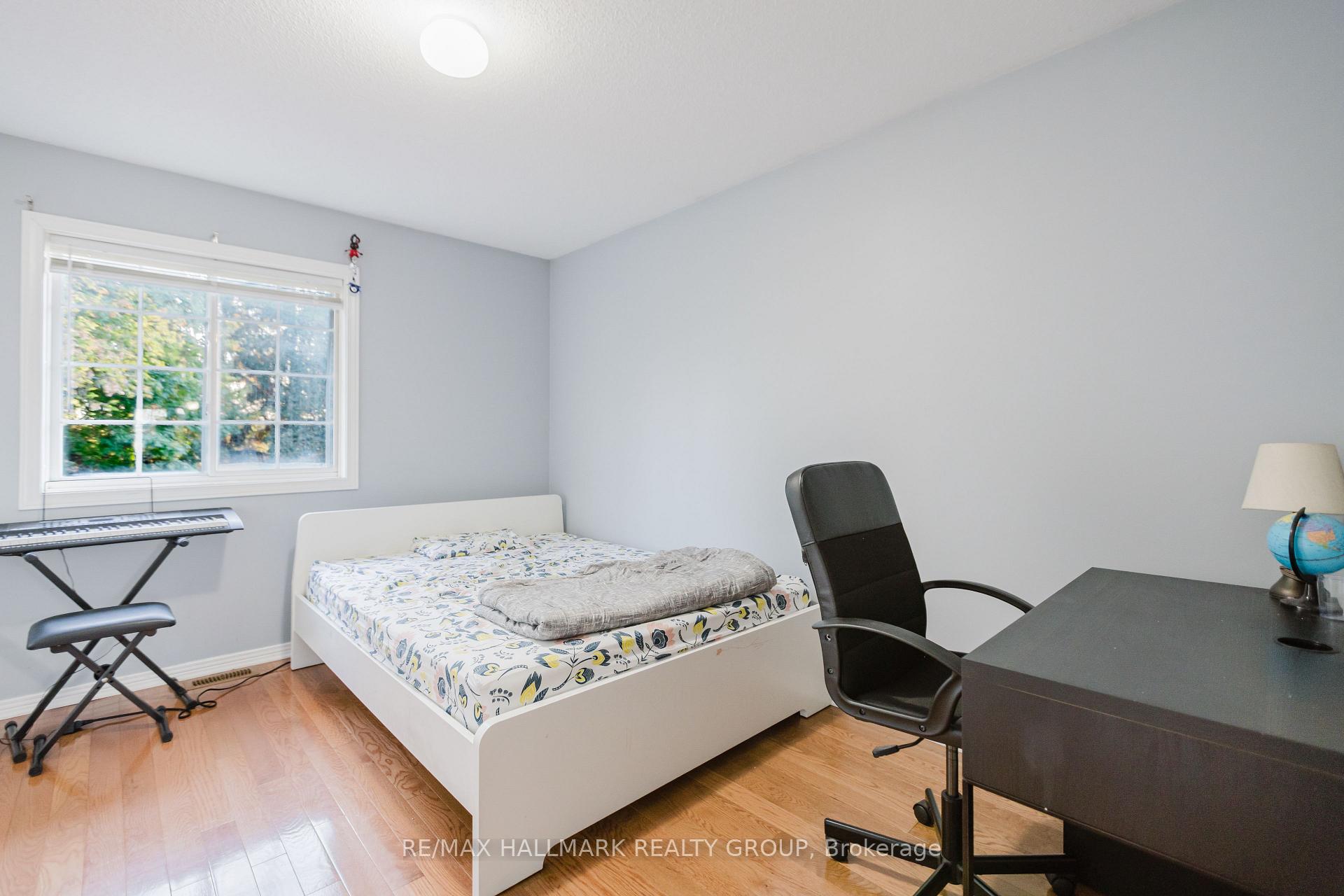 Photo 19 of 584 Wild Shore Crescent, Ottawa, Riverside South/Gloucester Glen — HOMEH