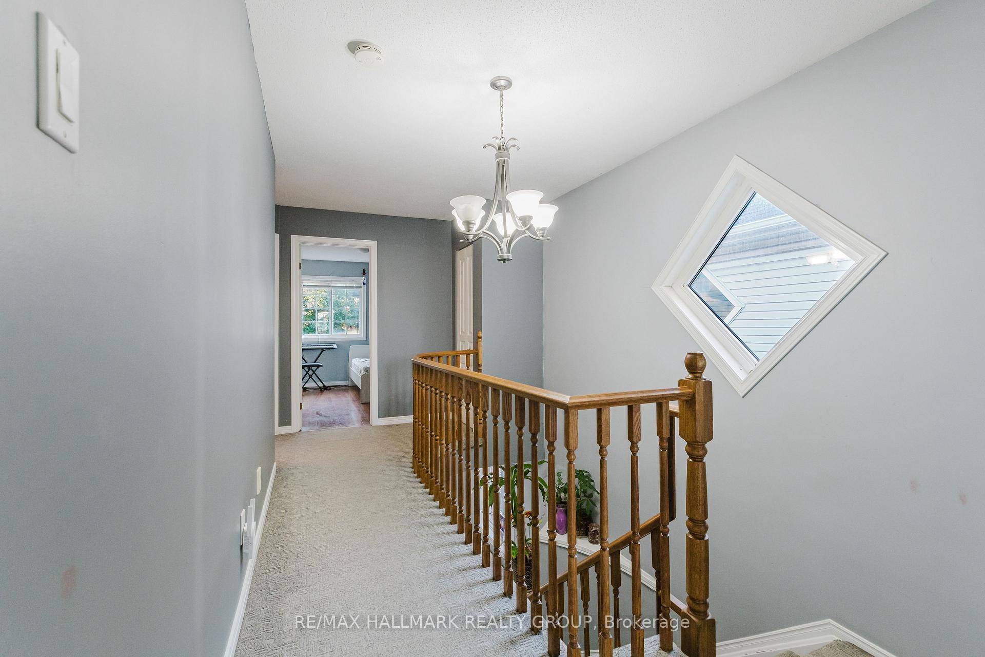 Photo 23 of 584 Wild Shore Crescent, Ottawa, Riverside South/Gloucester Glen — HOMEH