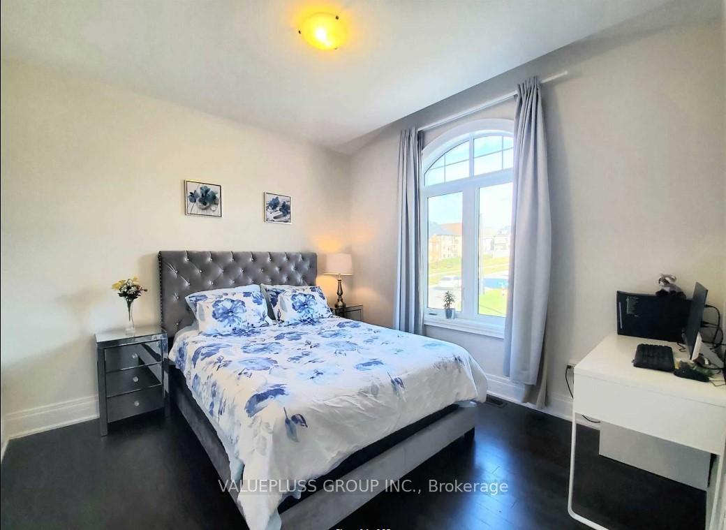Photo 15 of 39 Croley Street, Vaughan, Patterson — HOMEH