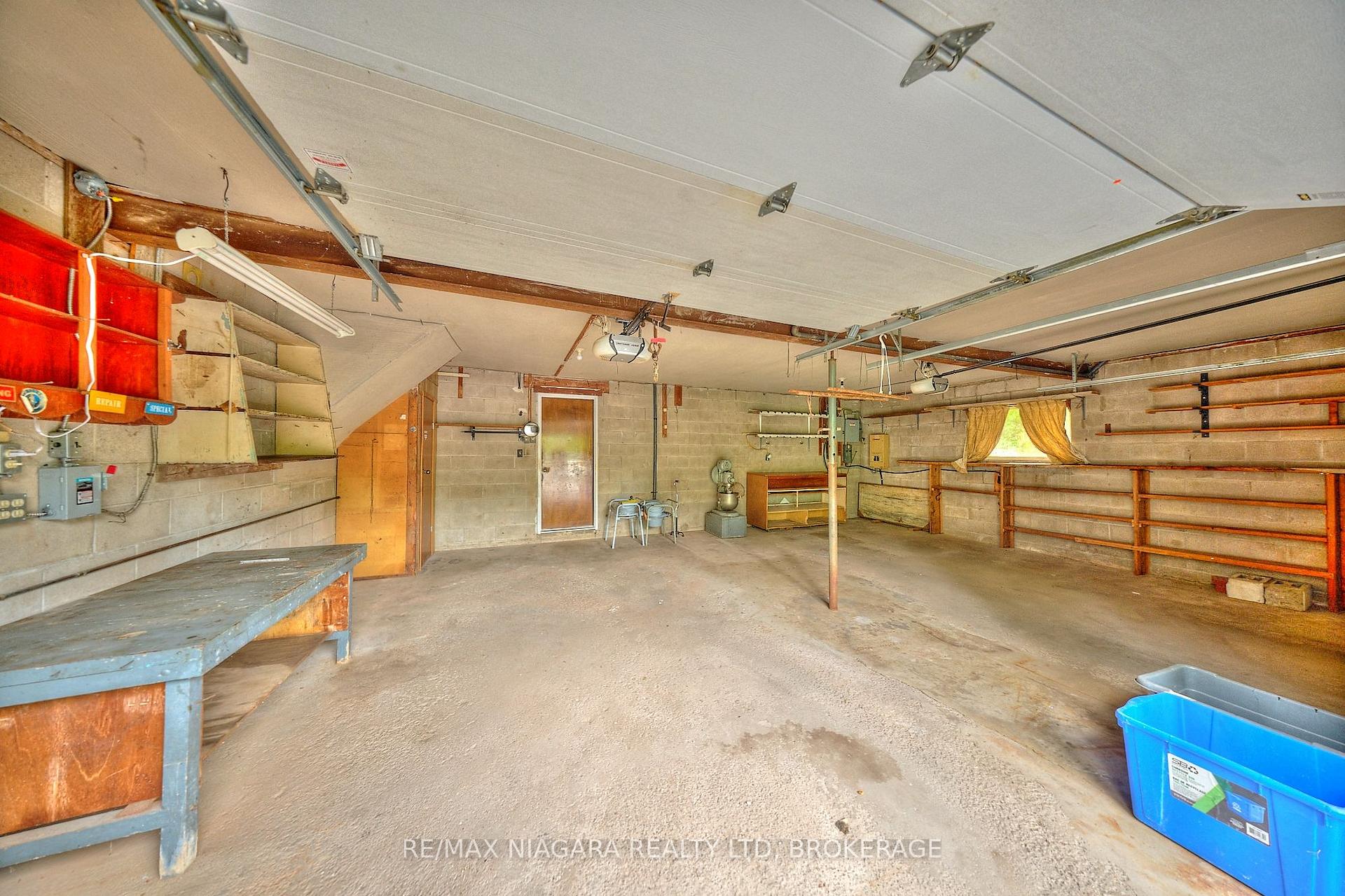 Photo 11 of 228 Doans Ridge Road, Welland, Cooks Mills — HOMEH