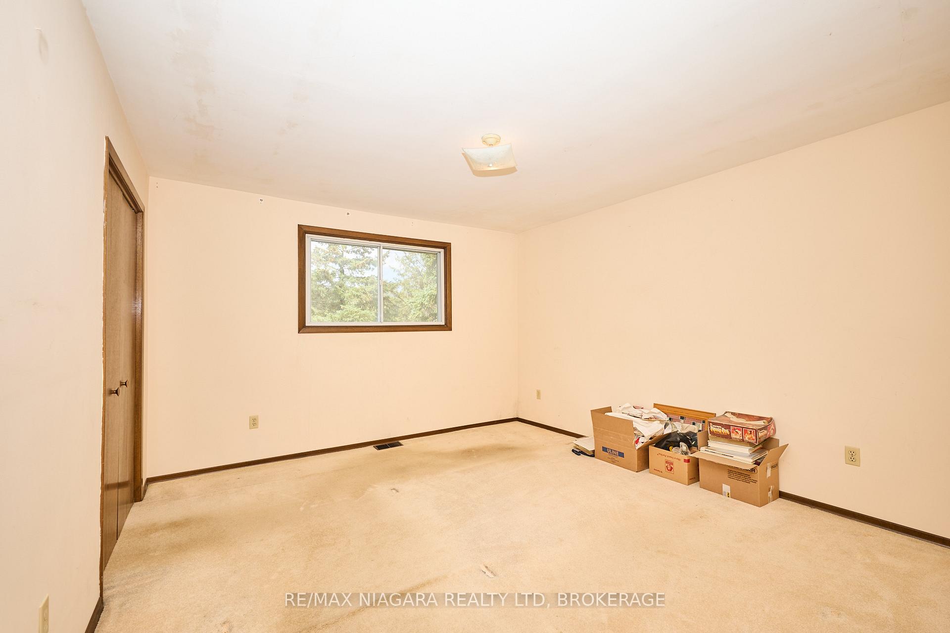 Photo 23 of 228 Doans Ridge Road, Welland, Cooks Mills — HOMEH