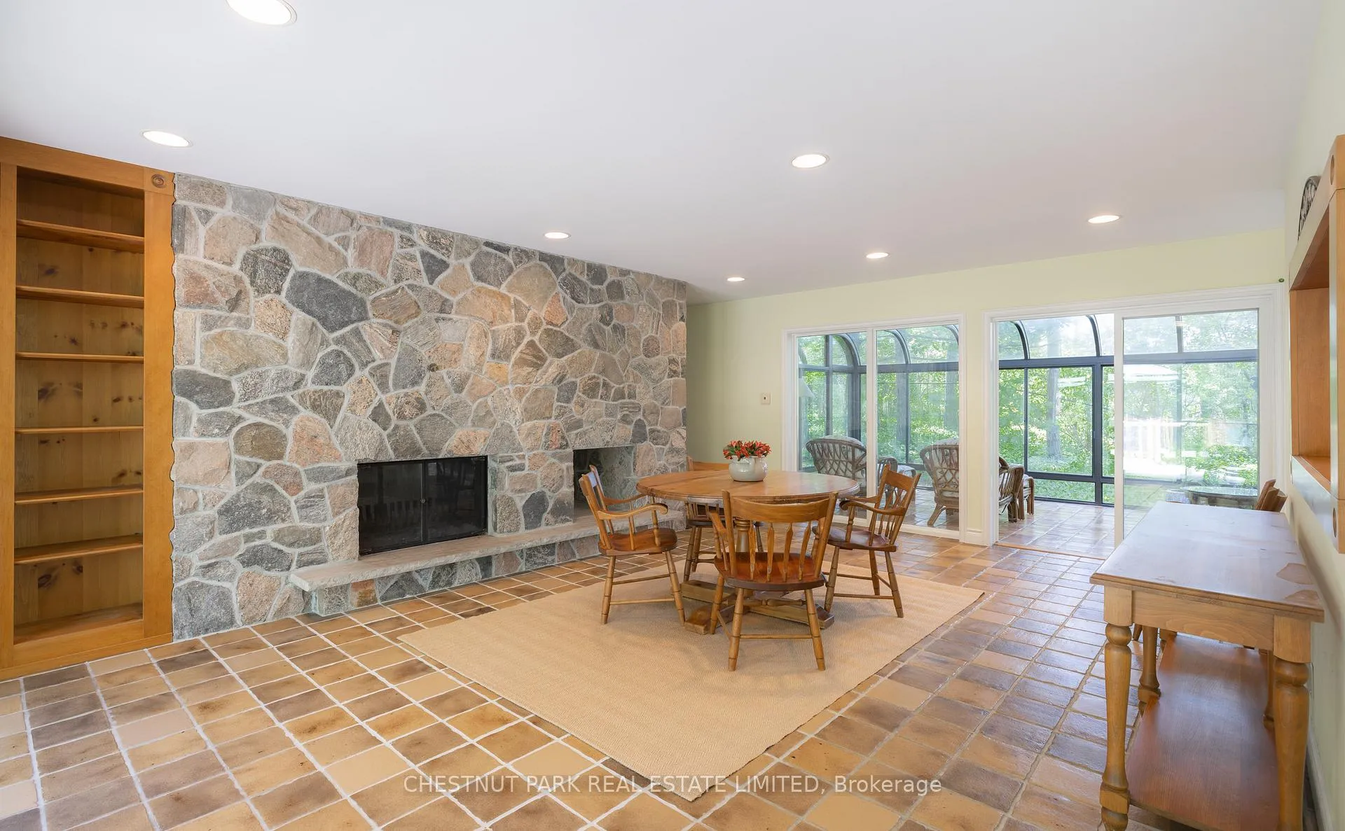 Photo 14 of 90 Ridge Road, Aurora, Aurora Estates — HOMEH