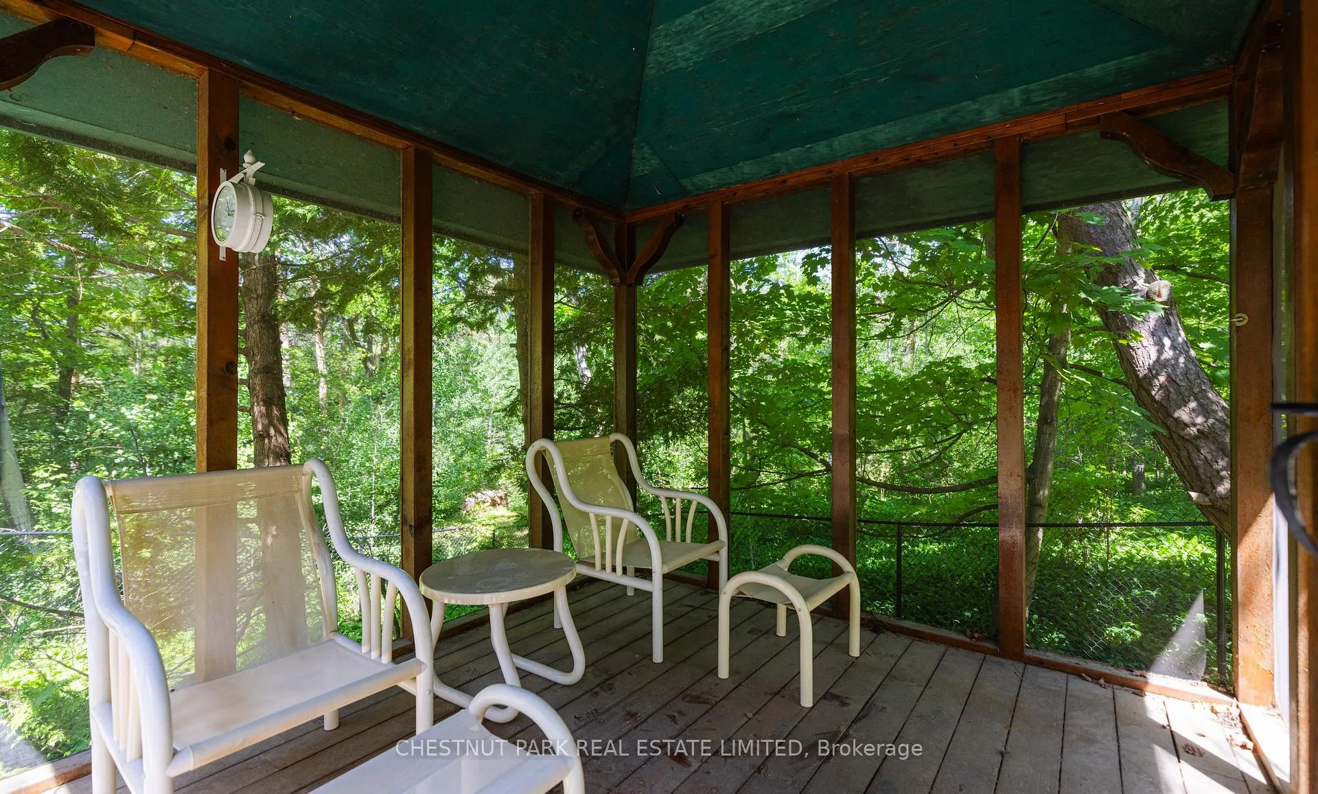 Photo 32 of 90 Ridge Road, Aurora, Aurora Estates — HOMEH