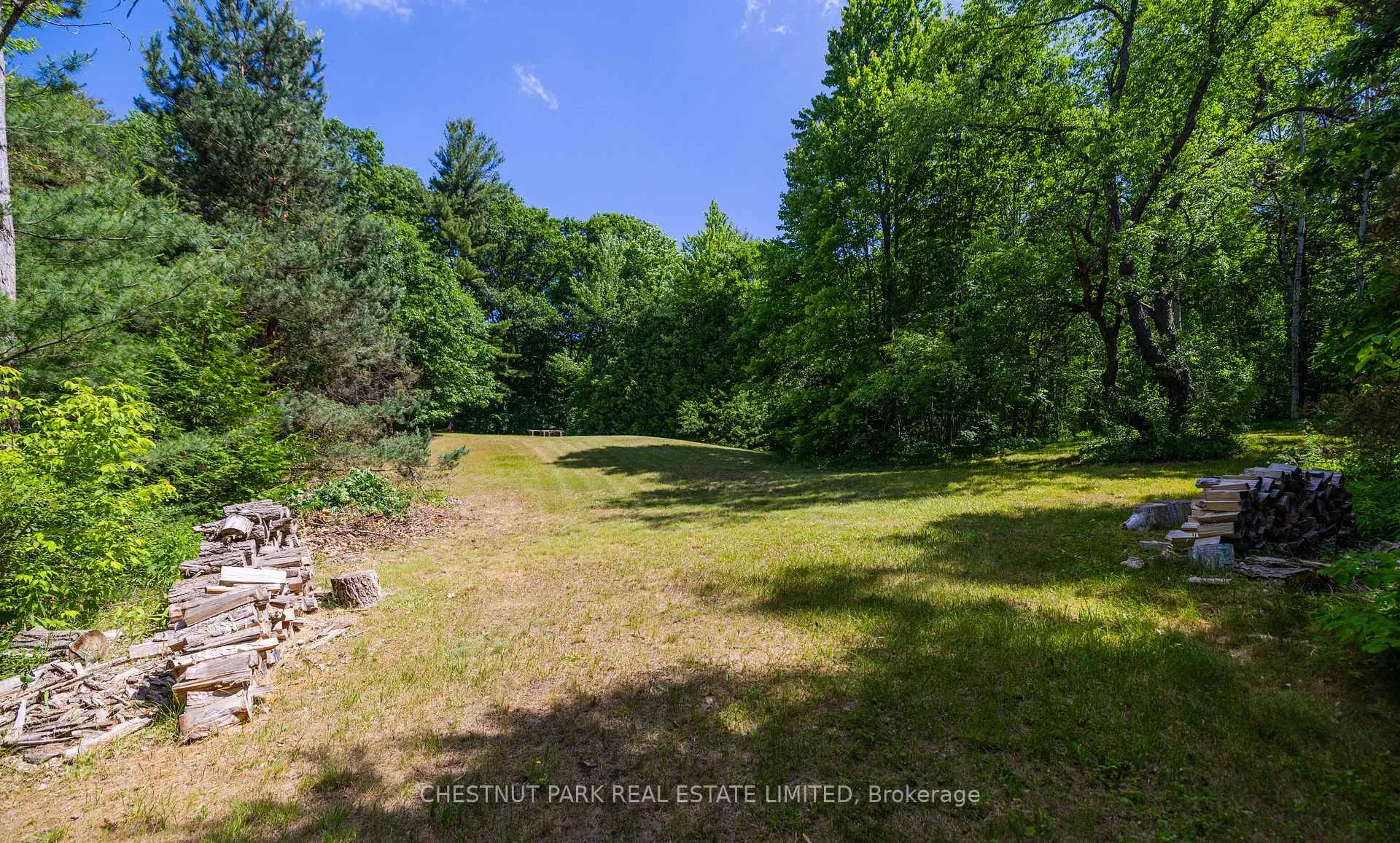 Photo 35 of 90 Ridge Road, Aurora, Aurora Estates — HOMEH
