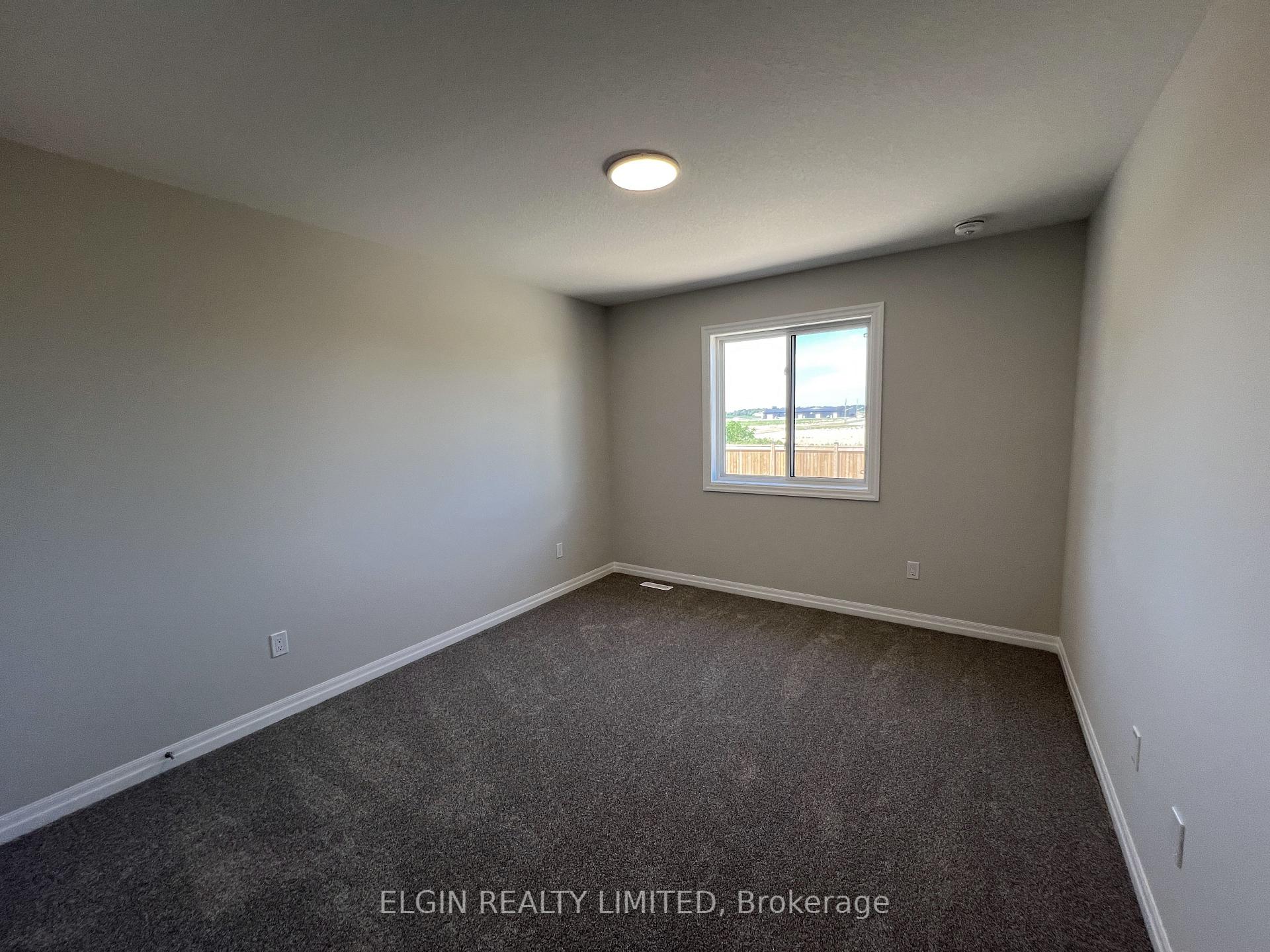 Photo 20 of 95 Willow Drive, Aylmer — HOMEH
