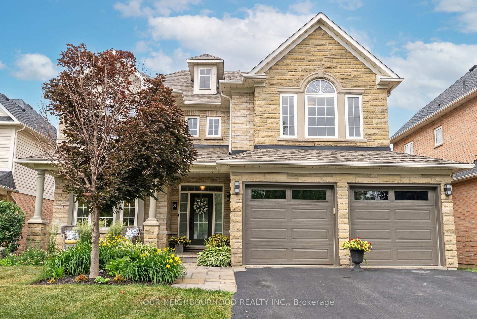 Photo 1 of 8 Corner Court, Whitby, Lynde Creek — HOMEH