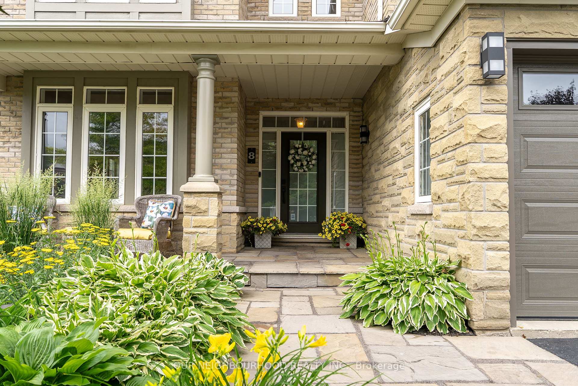 Photo 2 of 8 Corner Court, Whitby, Lynde Creek — HOMEH
