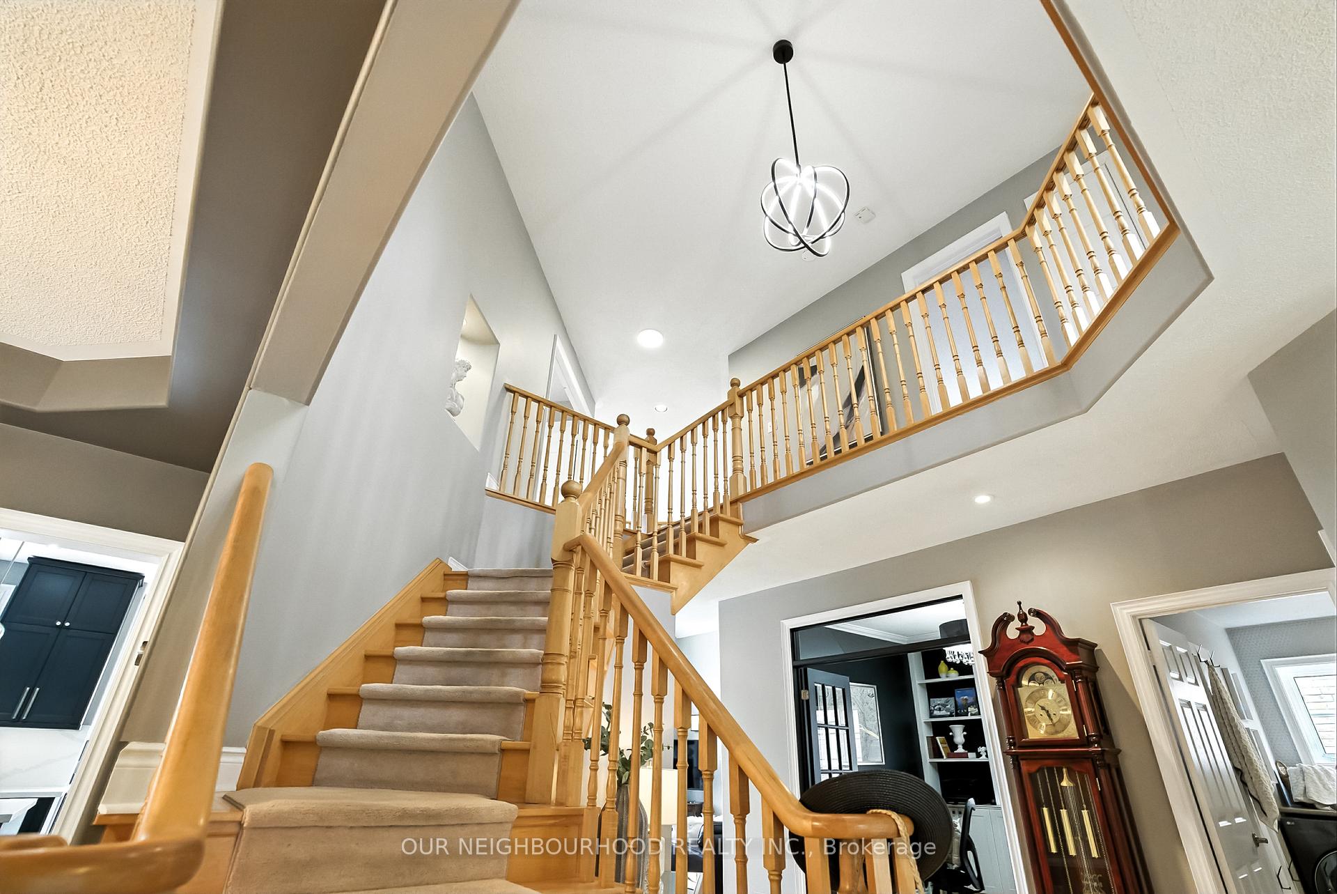 Photo 6 of 8 Corner Court, Whitby, Lynde Creek — HOMEH