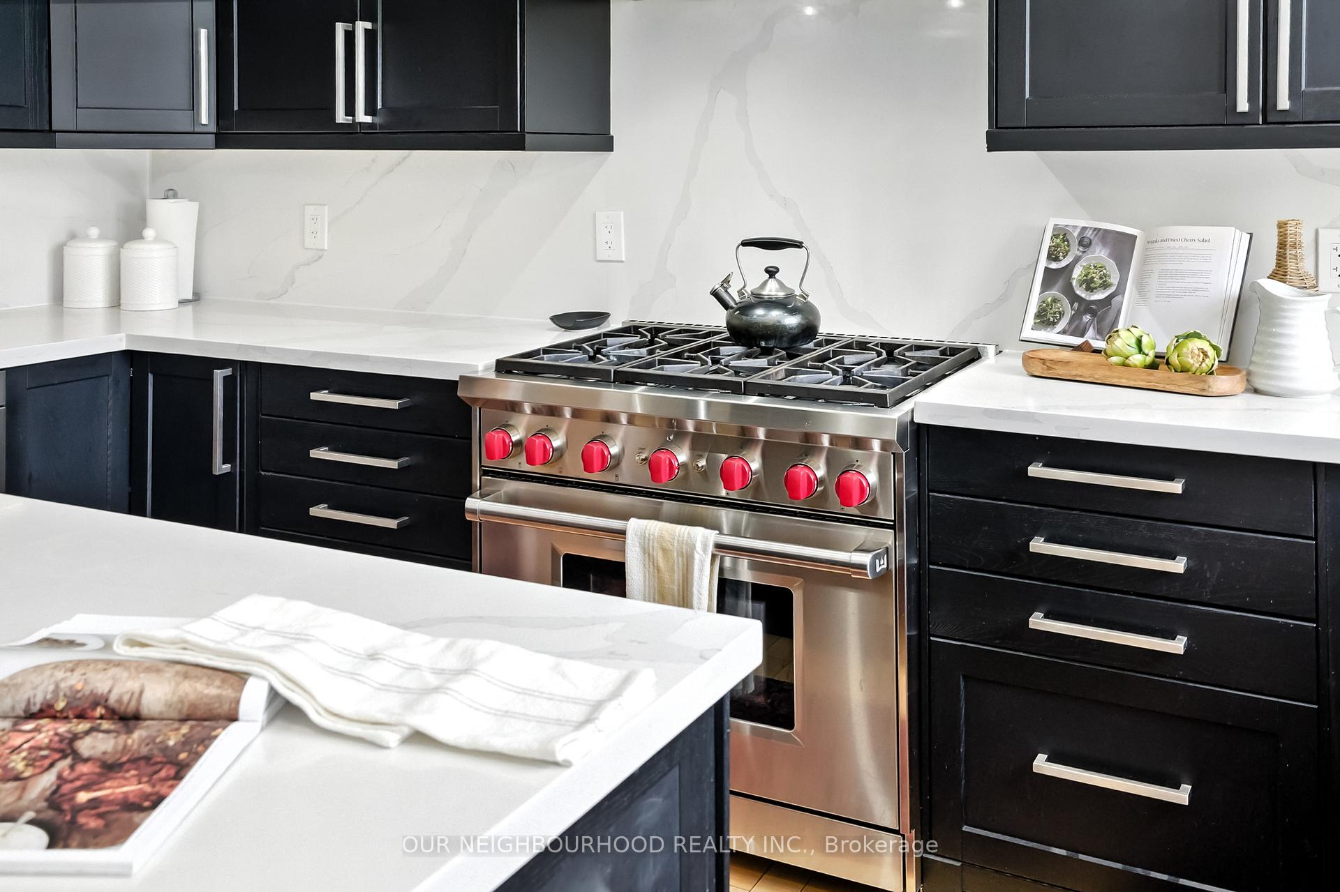 Photo 18 of 8 Corner Court, Whitby, Lynde Creek — HOMEH