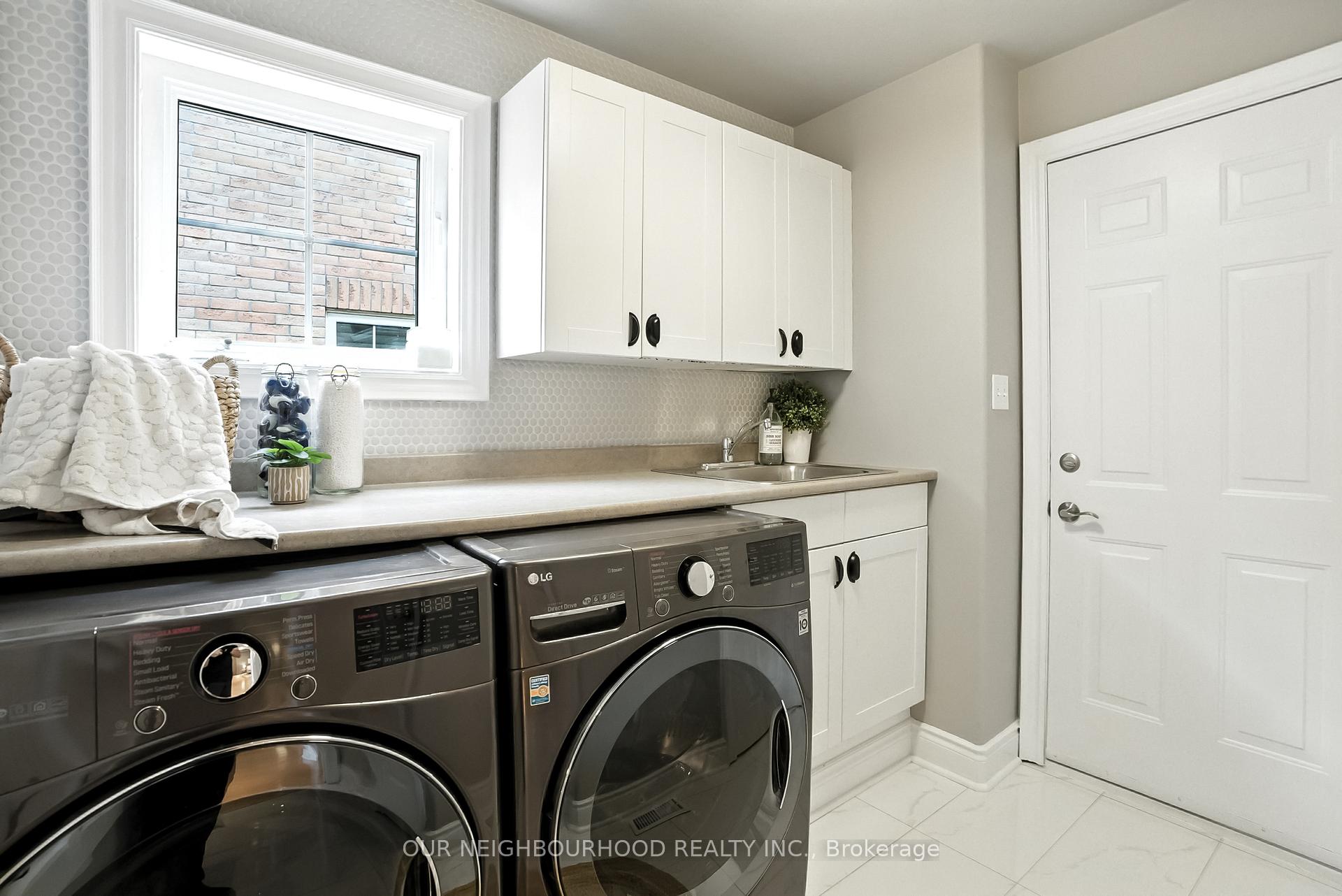 Photo 34 of 8 Corner Court, Whitby, Lynde Creek — HOMEH