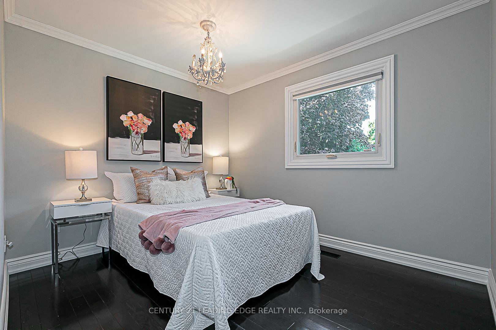 Photo 19 of 110 Sir Lancelot Drive, Markham, Markham Village — HOMEH