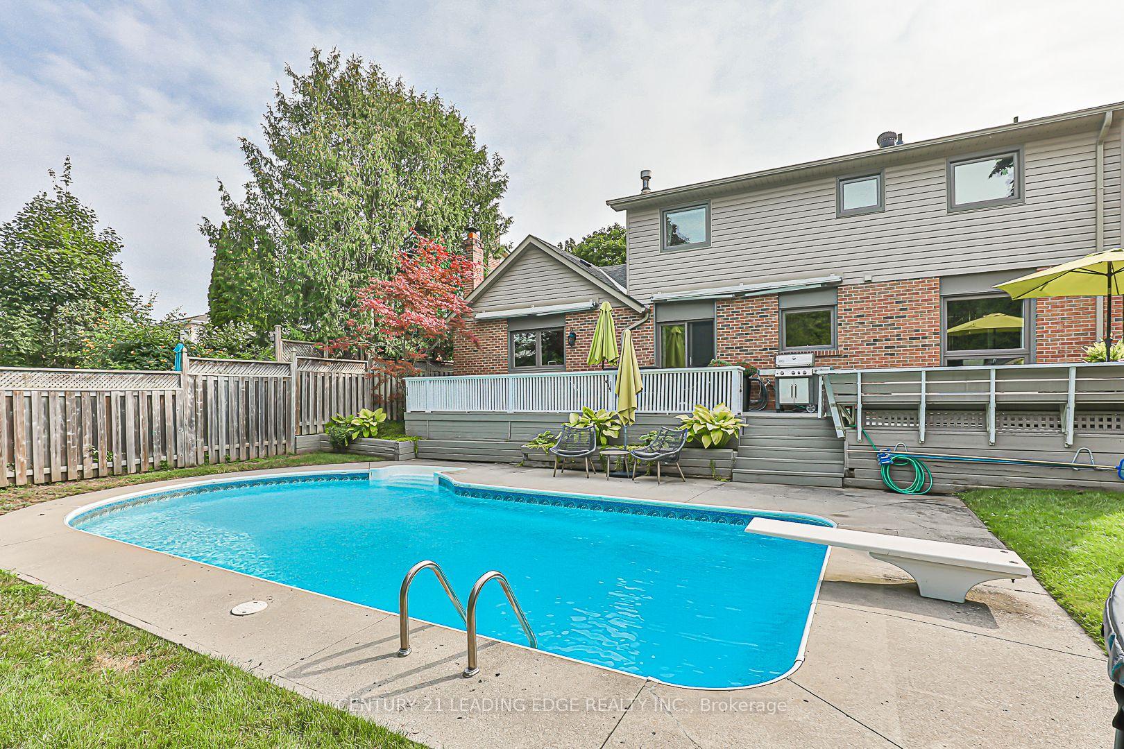 Photo 26 of 110 Sir Lancelot Drive, Markham, Markham Village — HOMEH