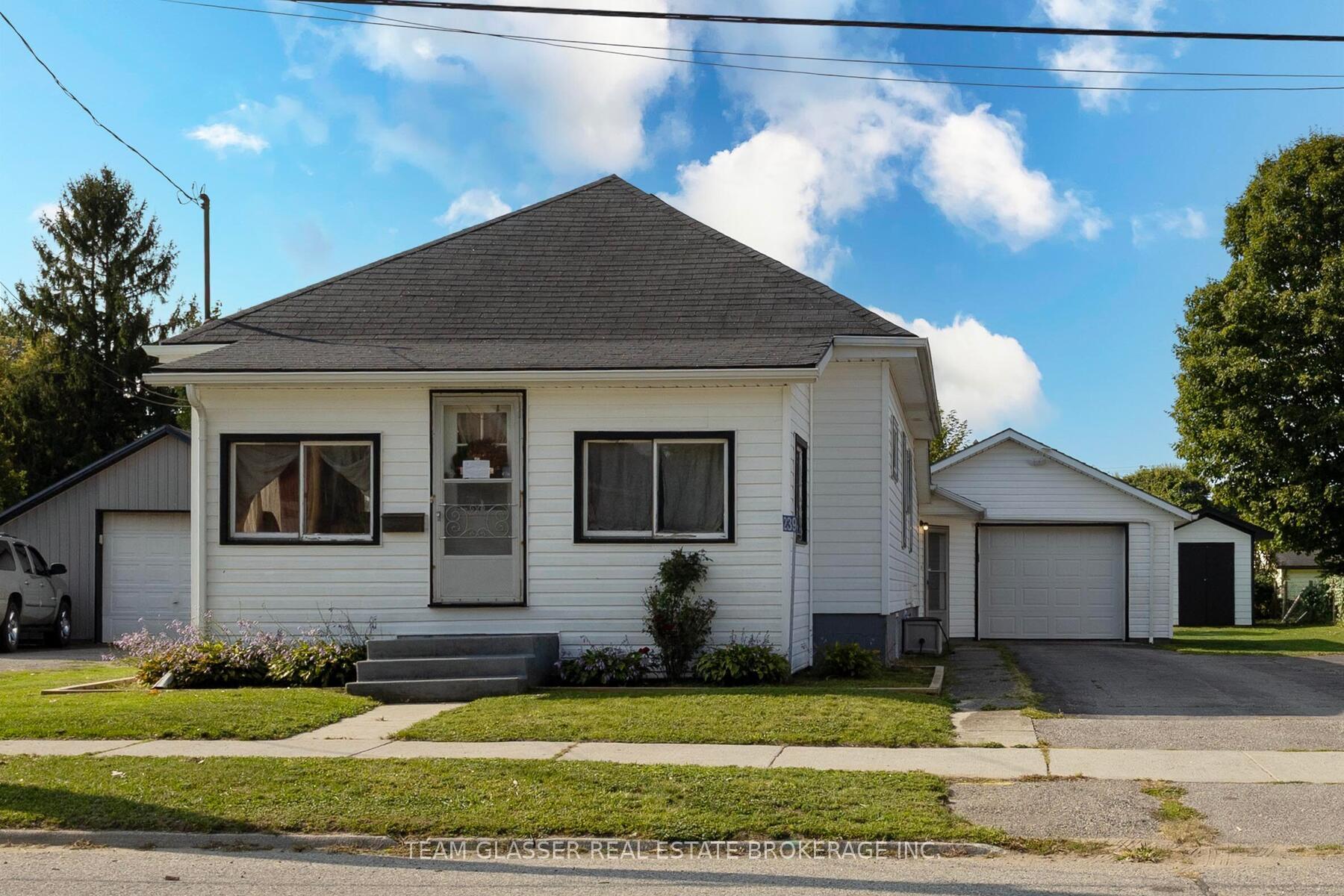 Photo 1 of 56239 Heritage Line, Bayham, Straffordville — HOMEH