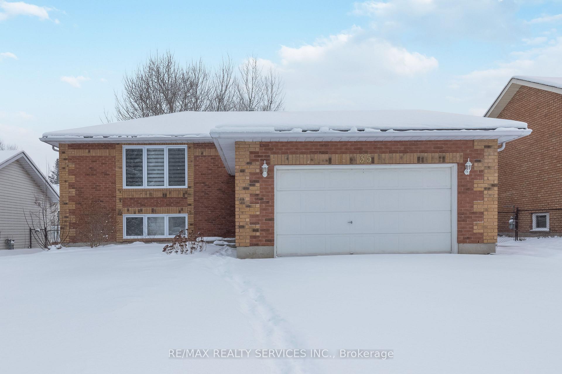 Front of 35 Innisbrook Drive