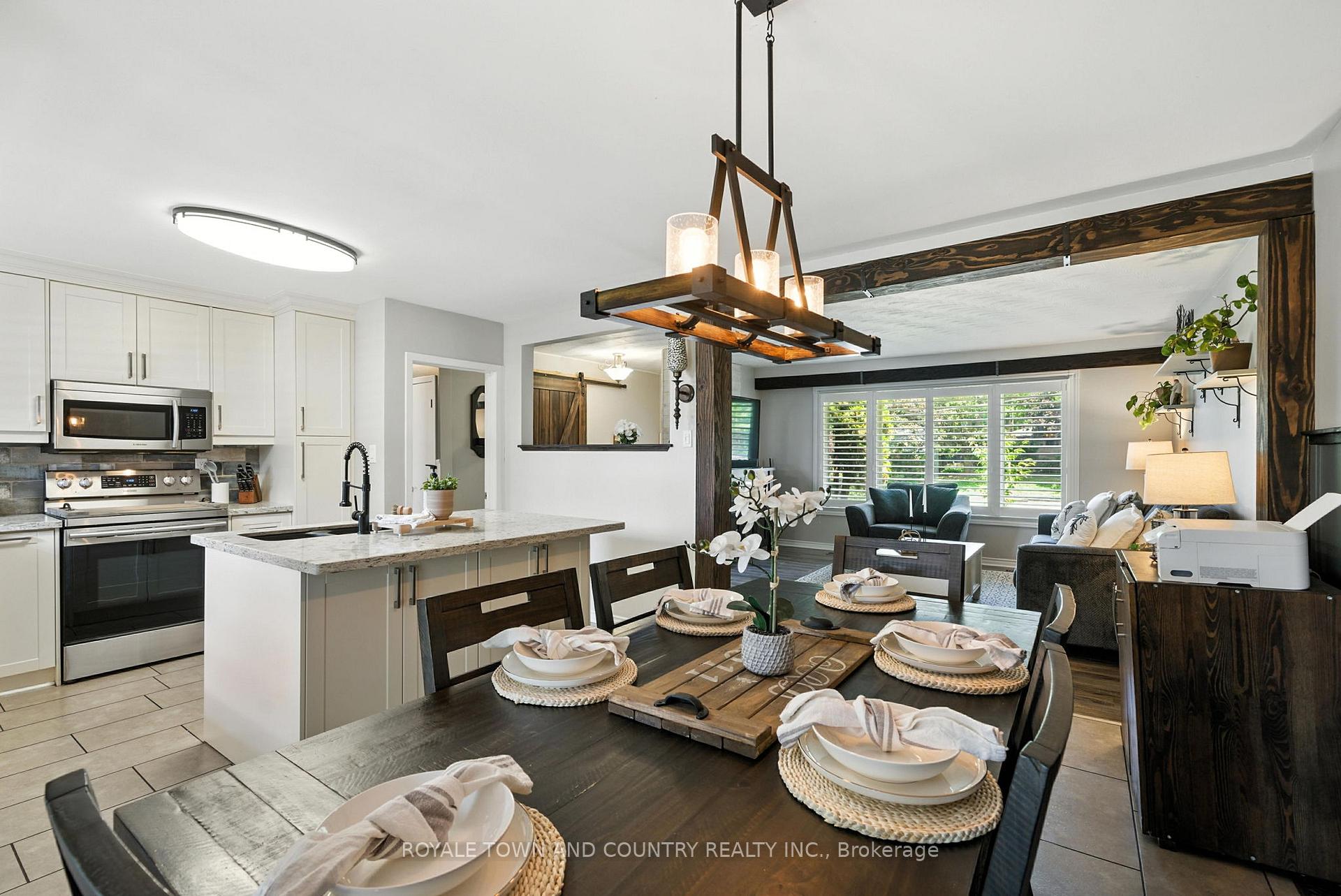 Photo 17 of 11 Bellwood Drive, Whitby, Blue Grass Meadows — HOMEH