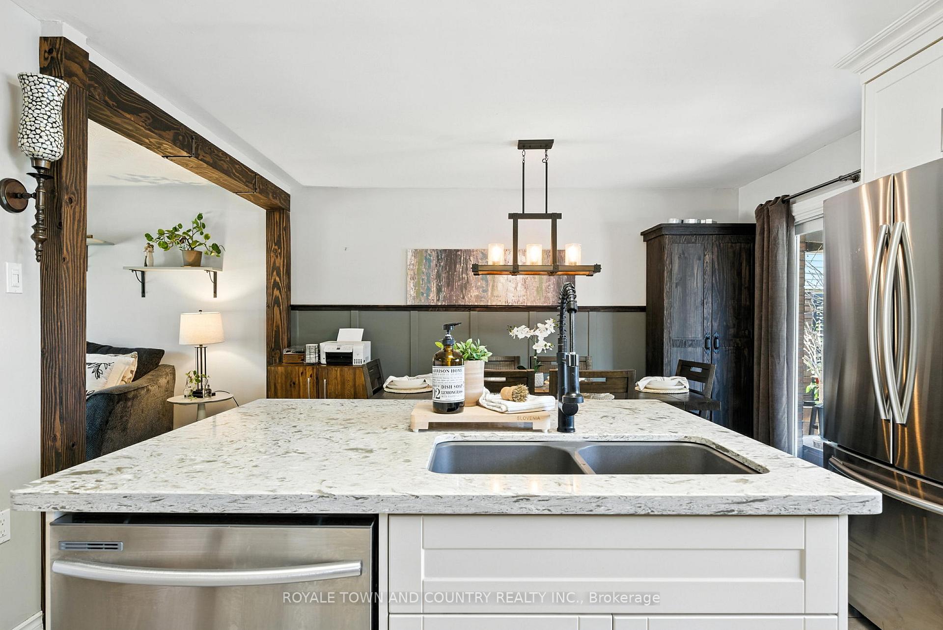 Photo 22 of 11 Bellwood Drive, Whitby, Blue Grass Meadows — HOMEH