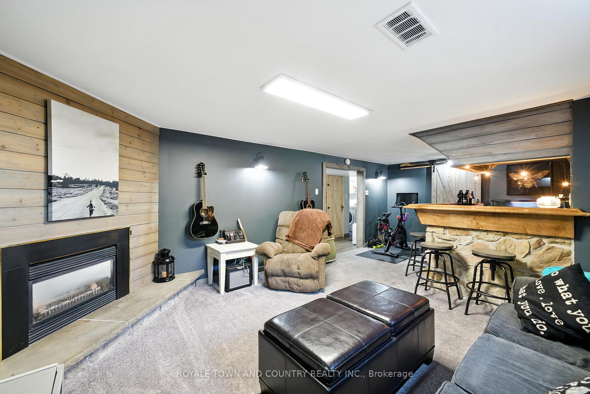 Photo 34 of 11 Bellwood Drive, Whitby, Blue Grass Meadows — HOMEH