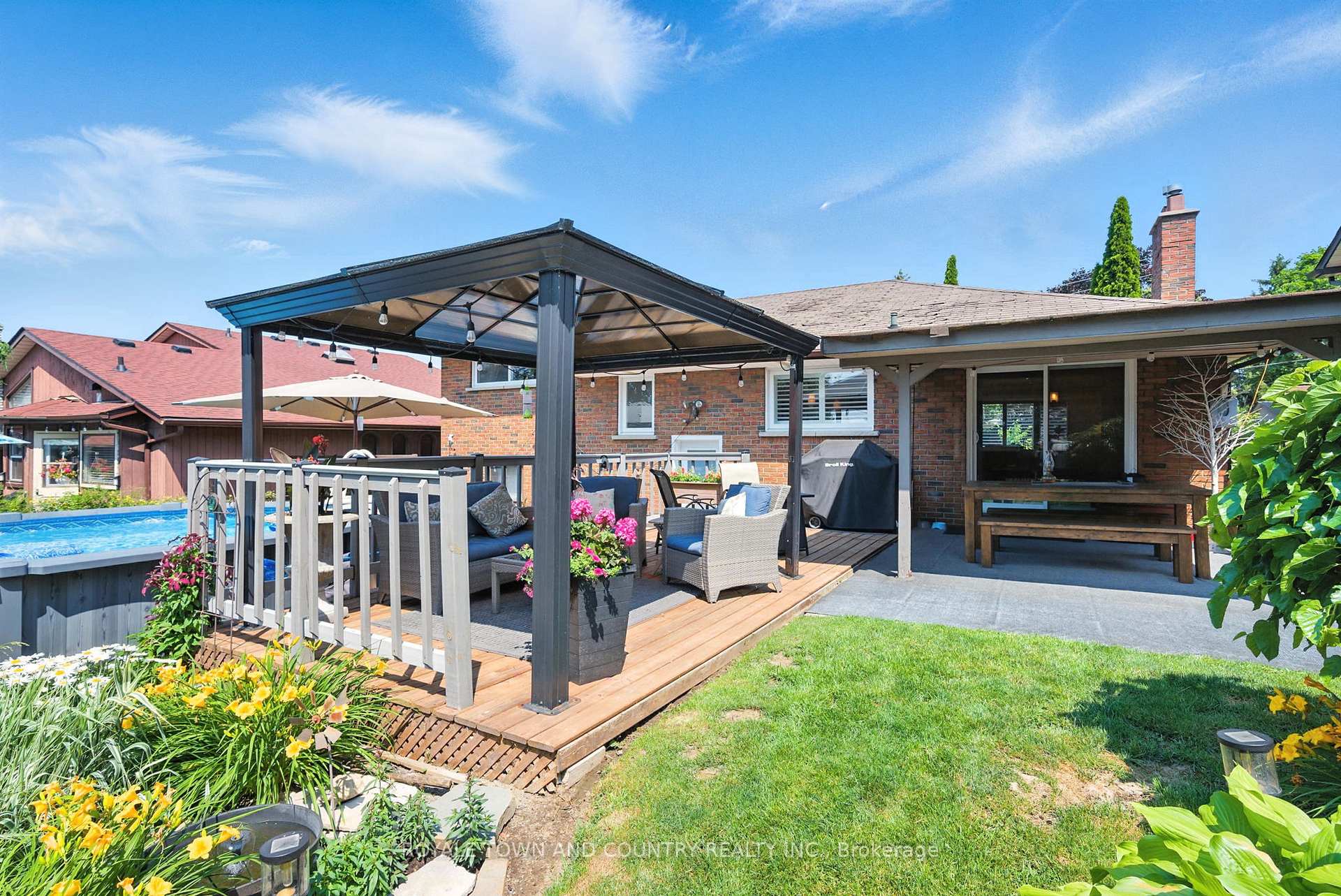 Photo 37 of 11 Bellwood Drive, Whitby, Blue Grass Meadows — HOMEH