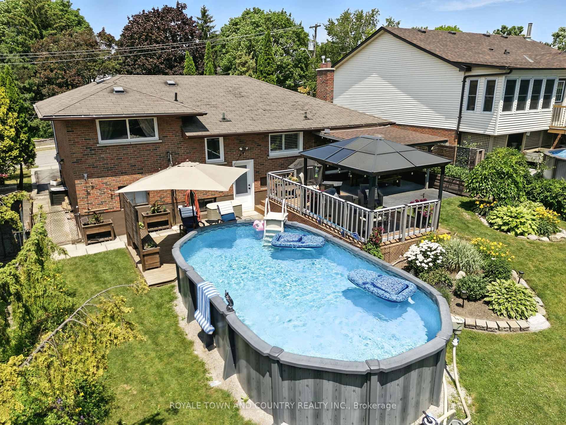 Photo 48 of 11 Bellwood Drive, Whitby, Blue Grass Meadows — HOMEH