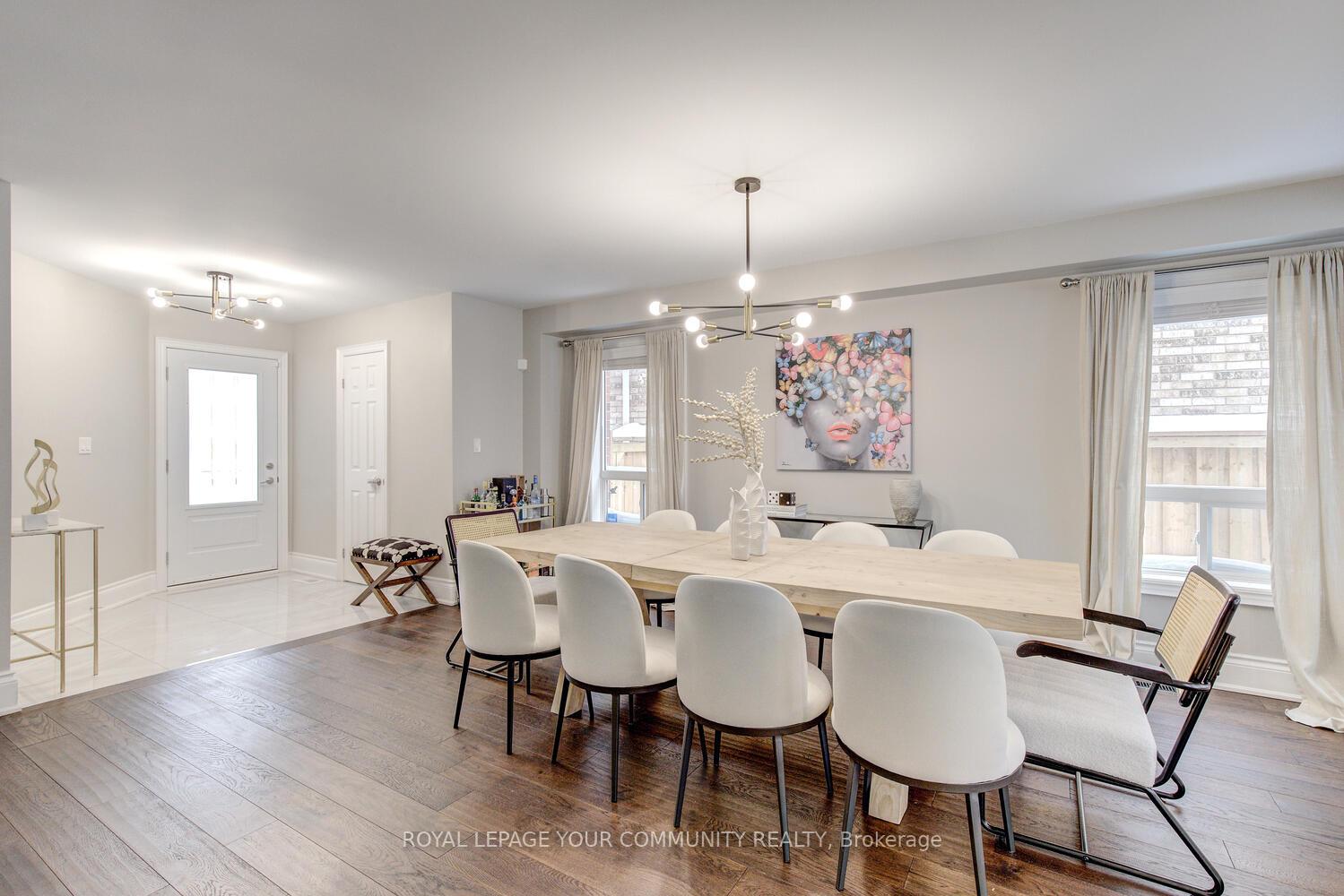 Photo 5 of 107 Purcell Crescent, Vaughan, Maple — HOMEH