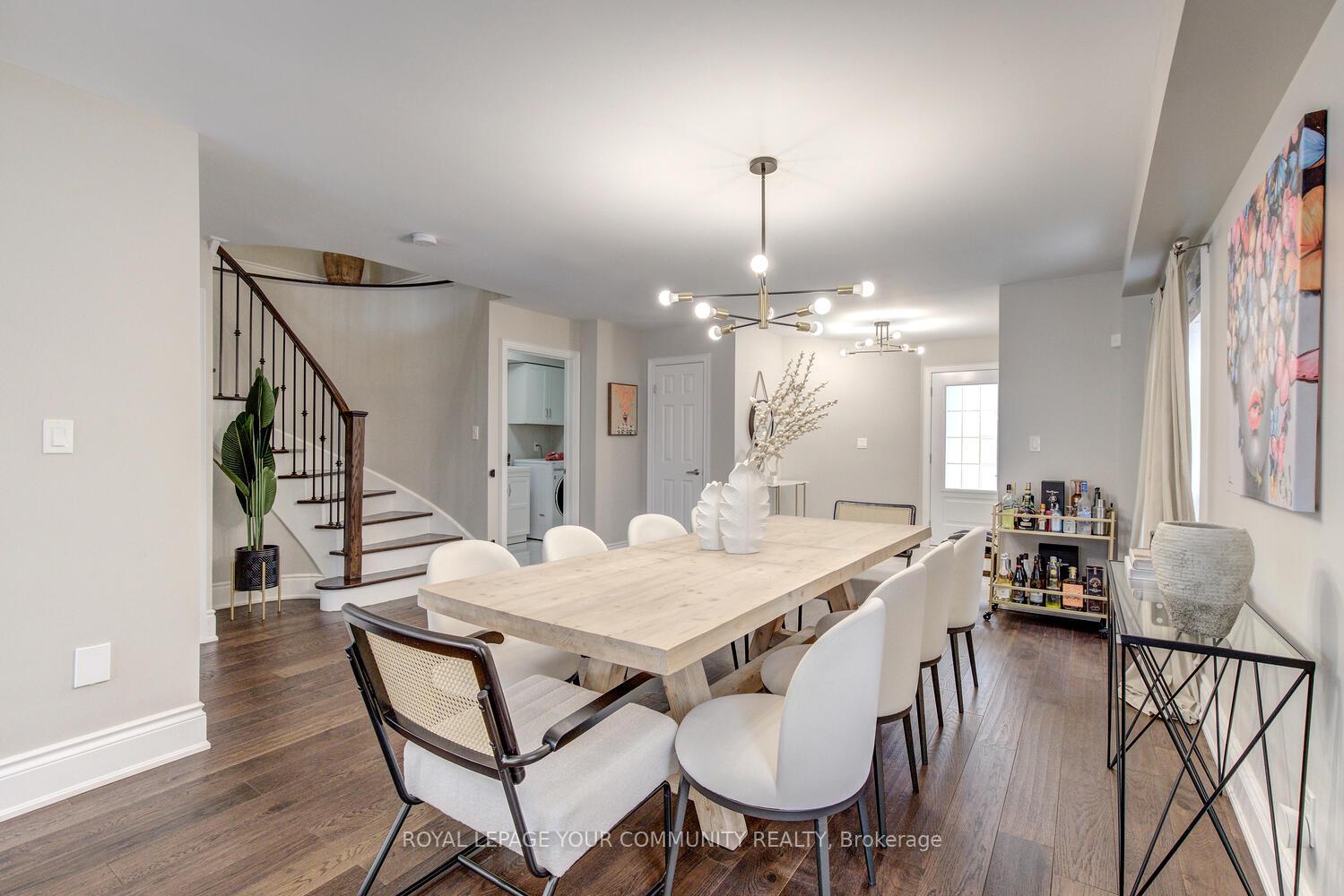 Photo 6 of 107 Purcell Crescent, Vaughan, Maple — HOMEH