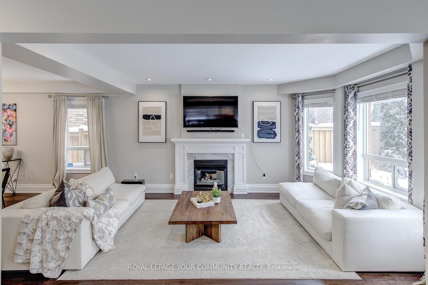 Photo 14 of 107 Purcell Crescent, Vaughan, Maple — HOMEH