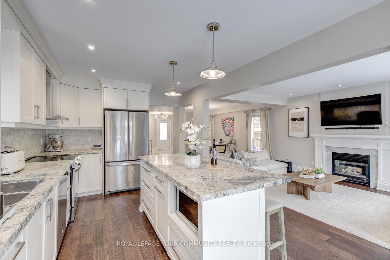 Photo 21 of 107 Purcell Crescent, Vaughan, Maple — HOMEH