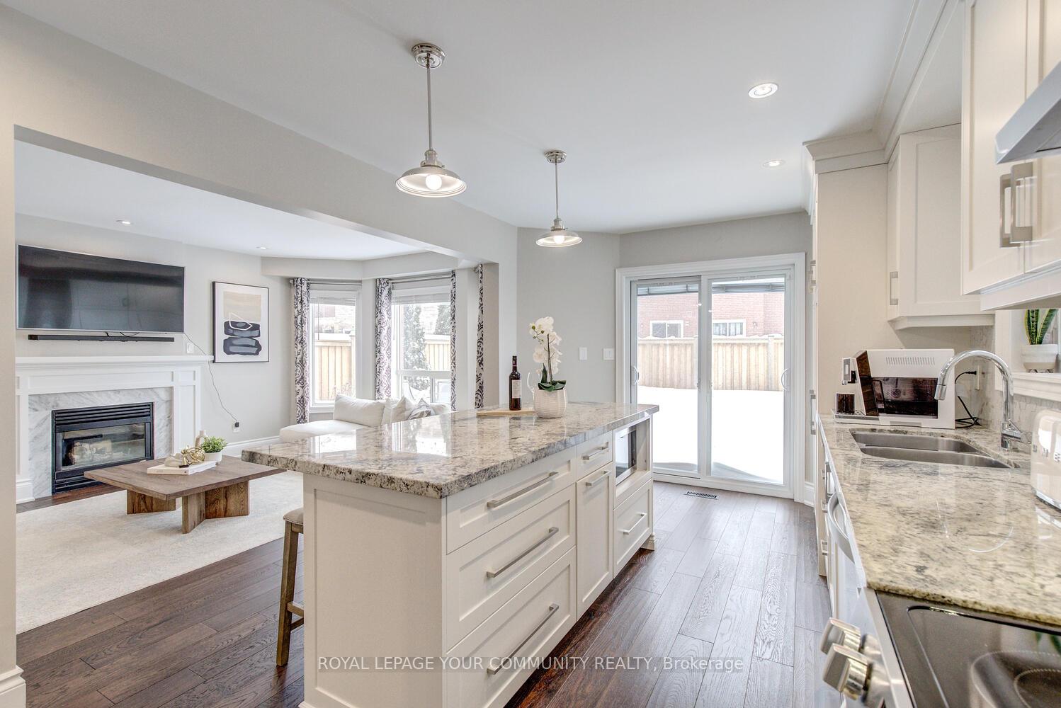 Photo 22 of 107 Purcell Crescent, Vaughan, Maple — HOMEH