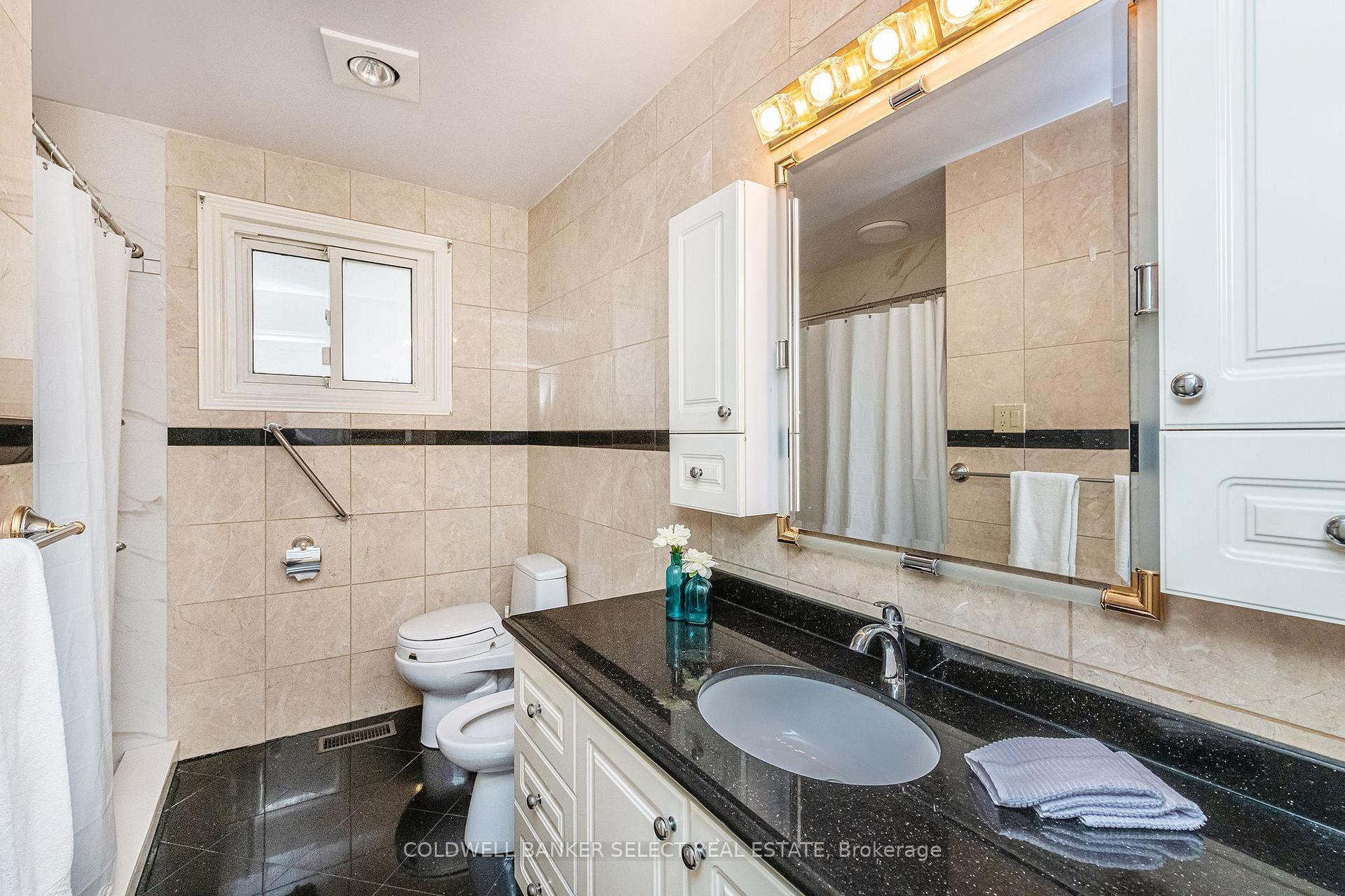 Photo 15 of 38 Northlane Road, Vaughan, West Woodbridge — HOMEH