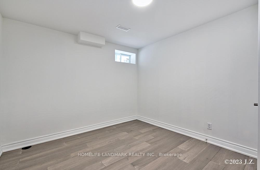 Photo 9 of Unit 2 Bedroom Basement Unit, 17 Elderslie Crescent, Vaughan, Kleinburg — HOMEH