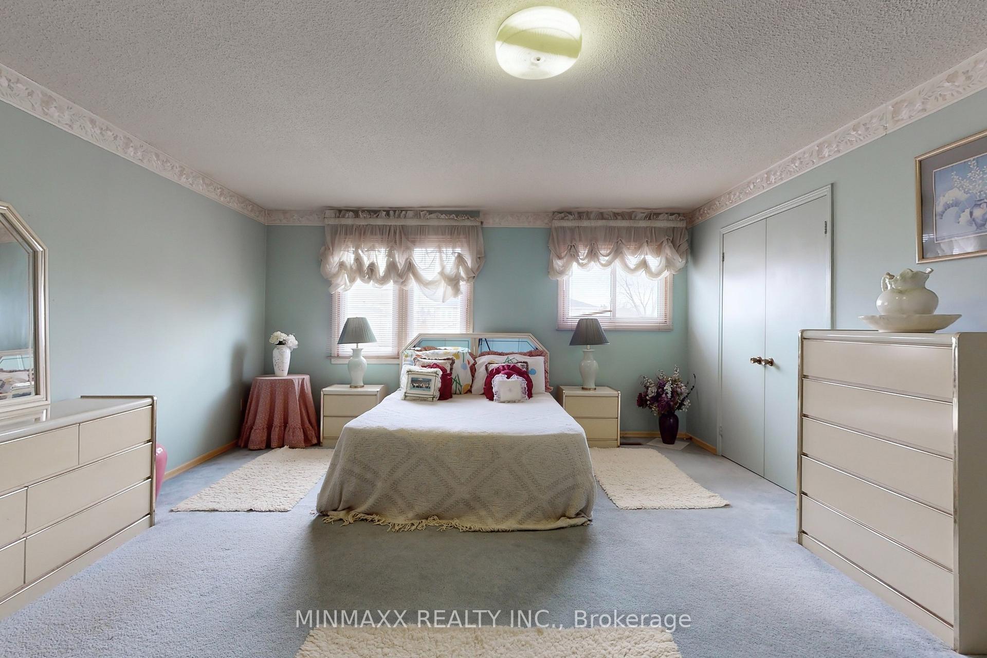 Photo 20 of 84 Timbers Circle, Markham, Milliken Mills East — HOMEH