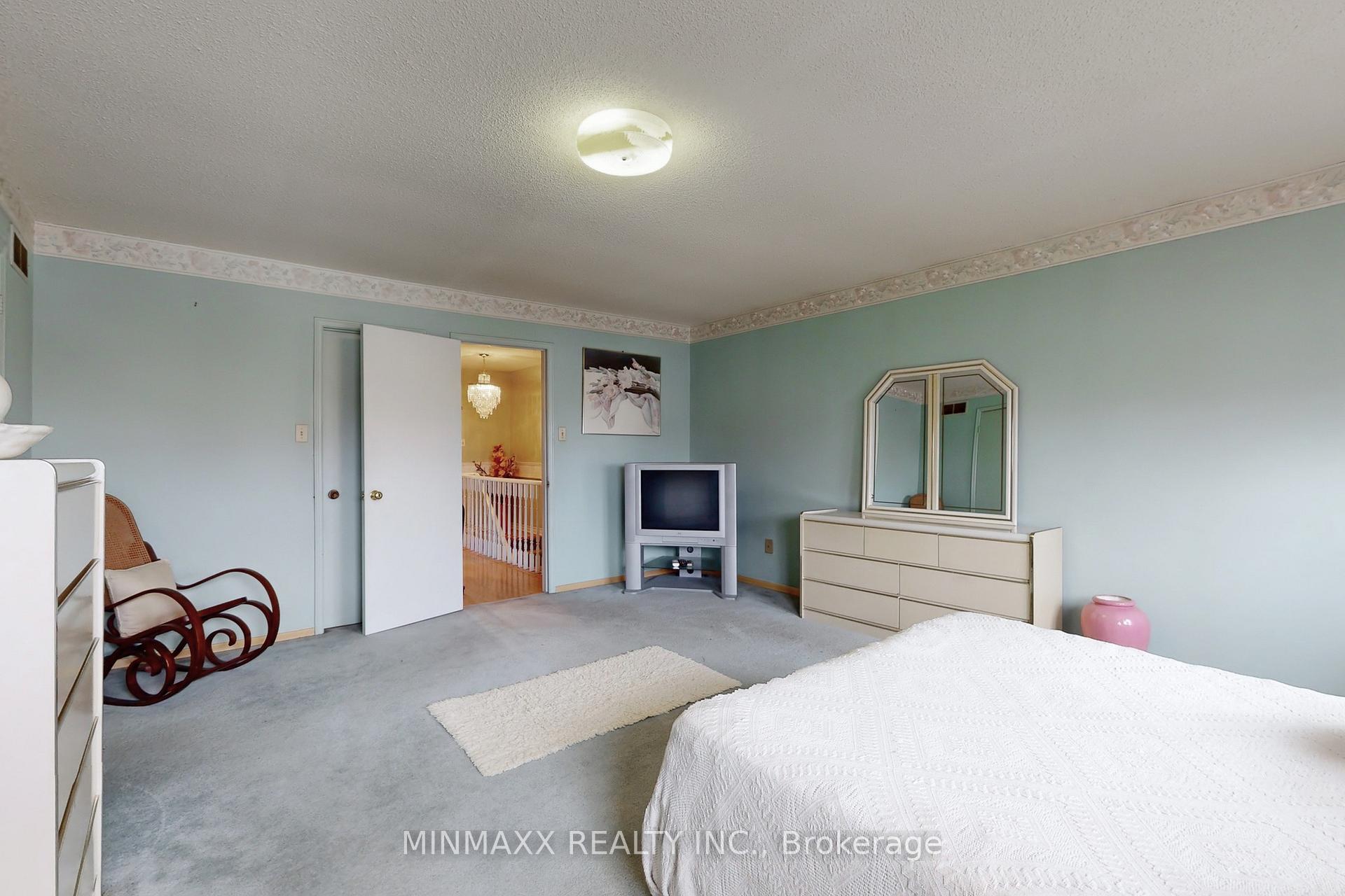 Photo 22 of 84 Timbers Circle, Markham, Milliken Mills East — HOMEH